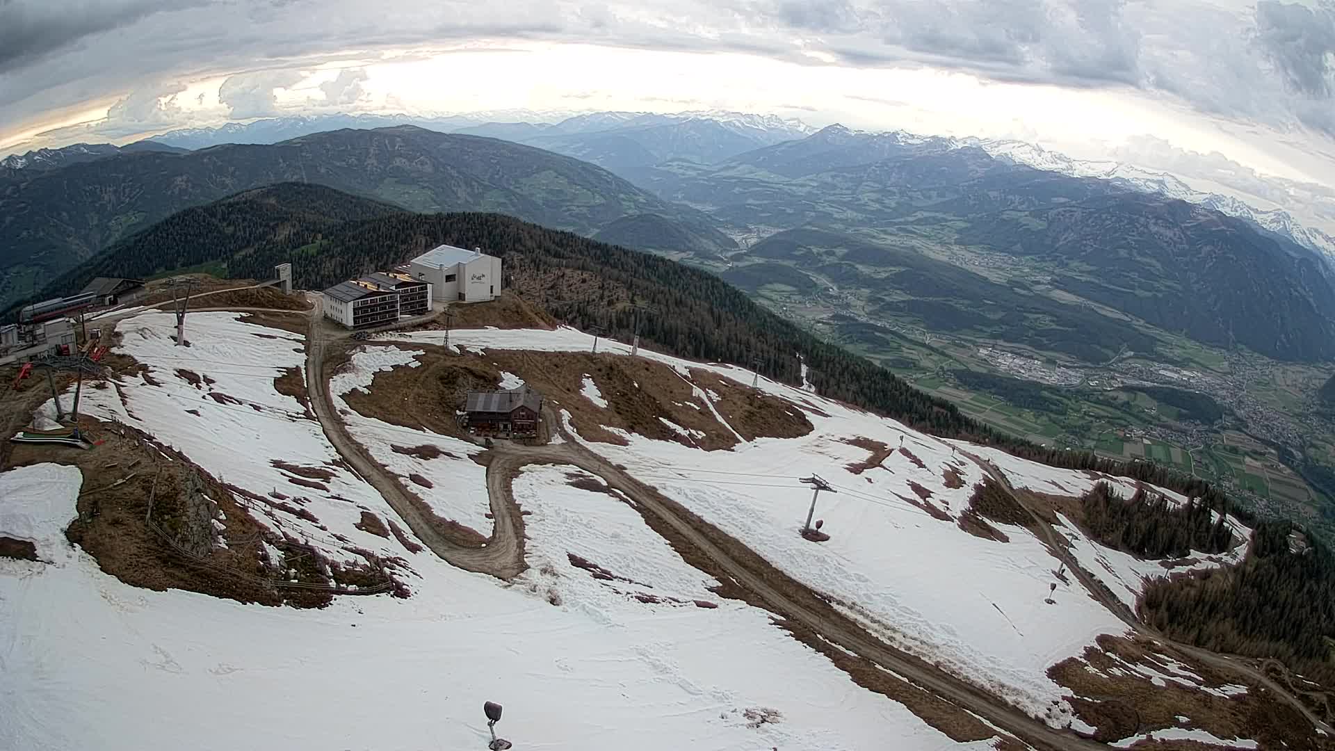 Smučišče Kronplatz – vrh | pogled na Bruneck
