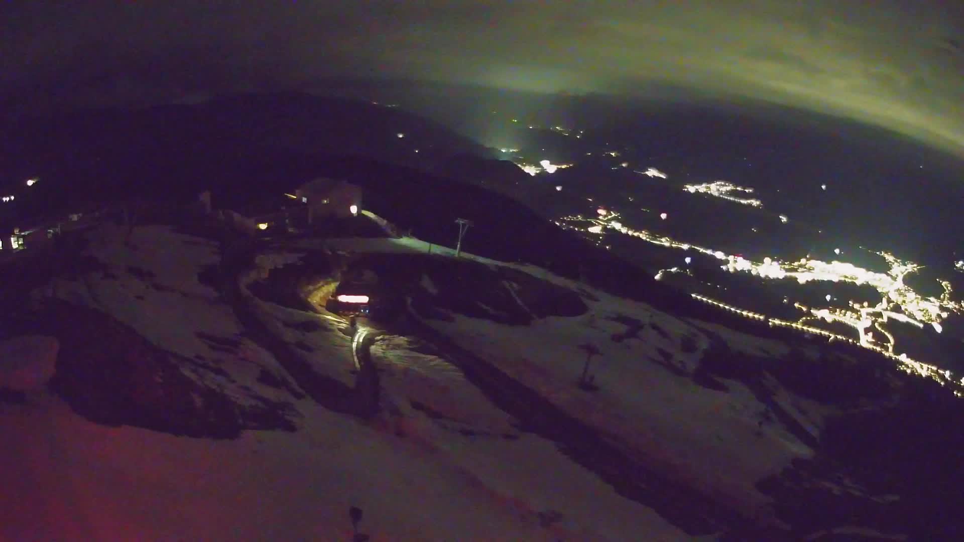 Kronplatz peak Ski resort | view to Bruneck