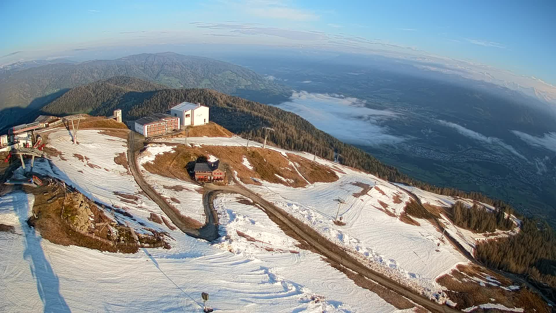 Skigebiet Kronplatz Gipfel | Blick auf Bruneck