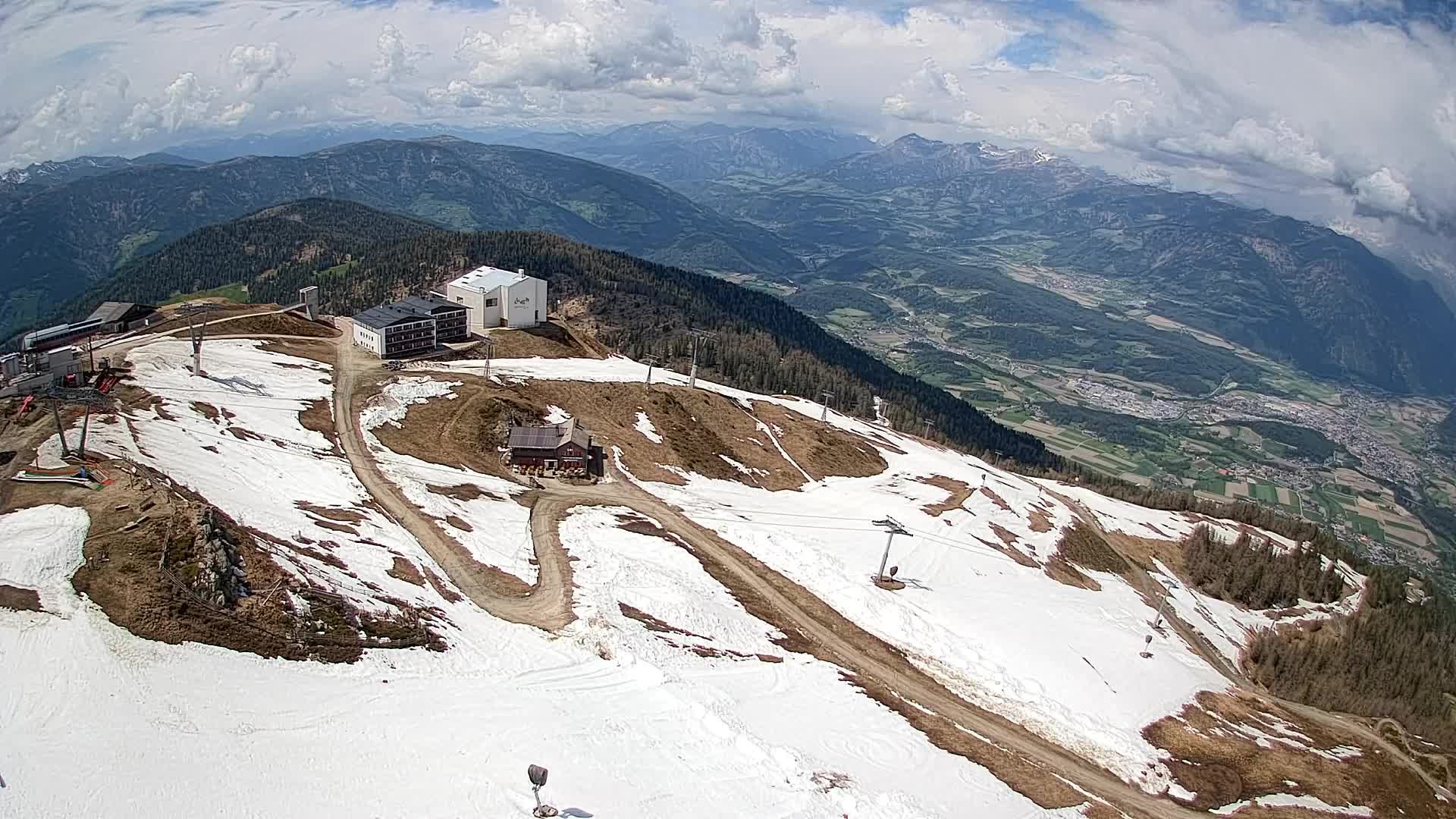 Station de ski Kronplatz sommet | vue sur Brunico