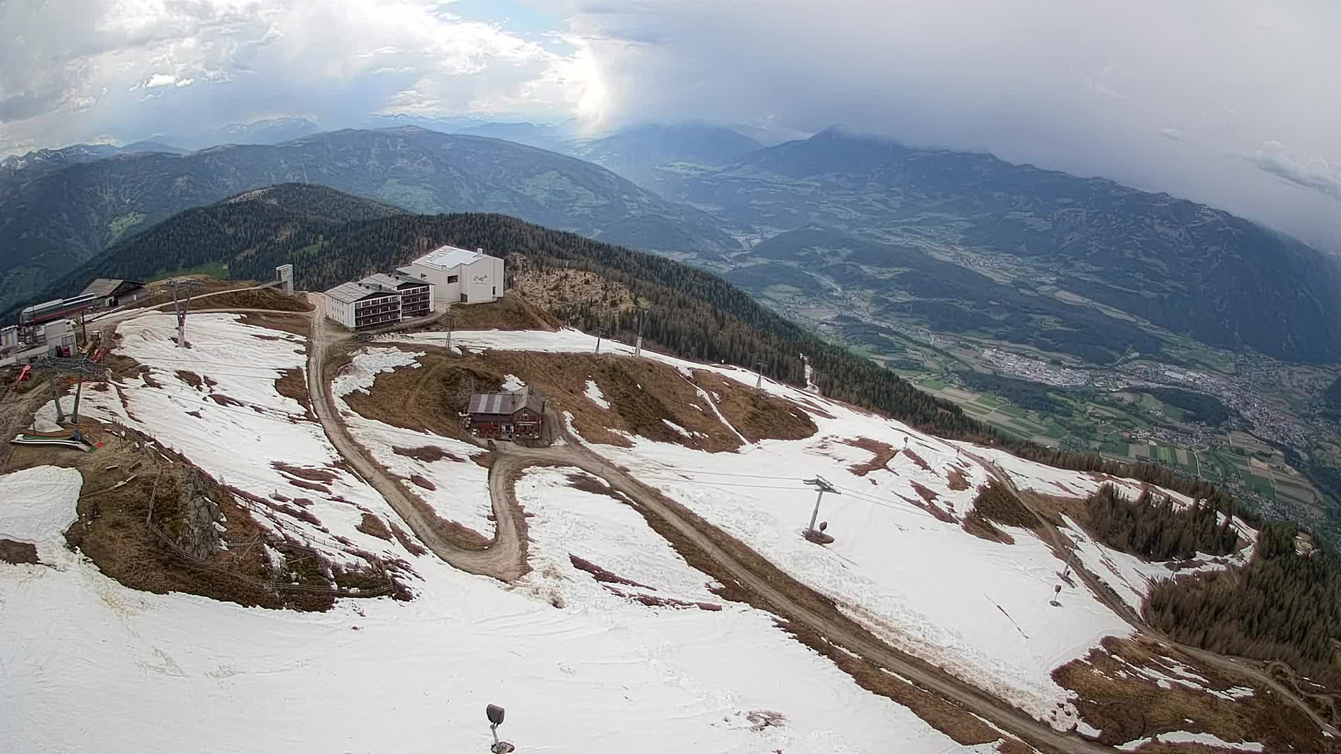 Smučišče Kronplatz – vrh | pogled na Bruneck