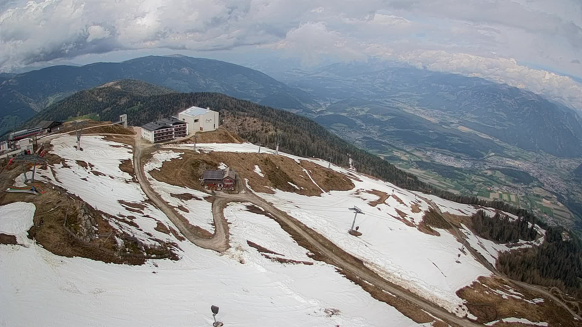 Skigebiet Kronplatz Gipfel | Blick auf Bruneck