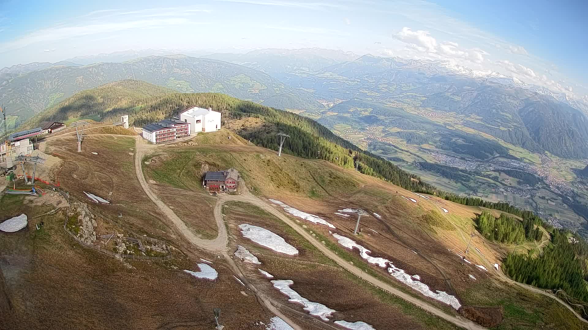 Stazione sciistica di Plan de Corones | vista su Brunico