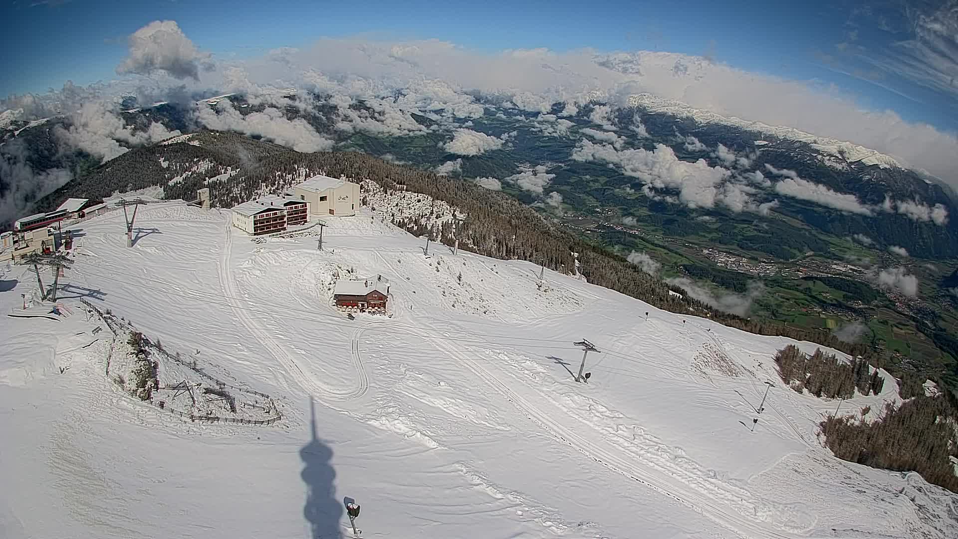 Stazione sciistica di Plan de Corones | vista su Brunico