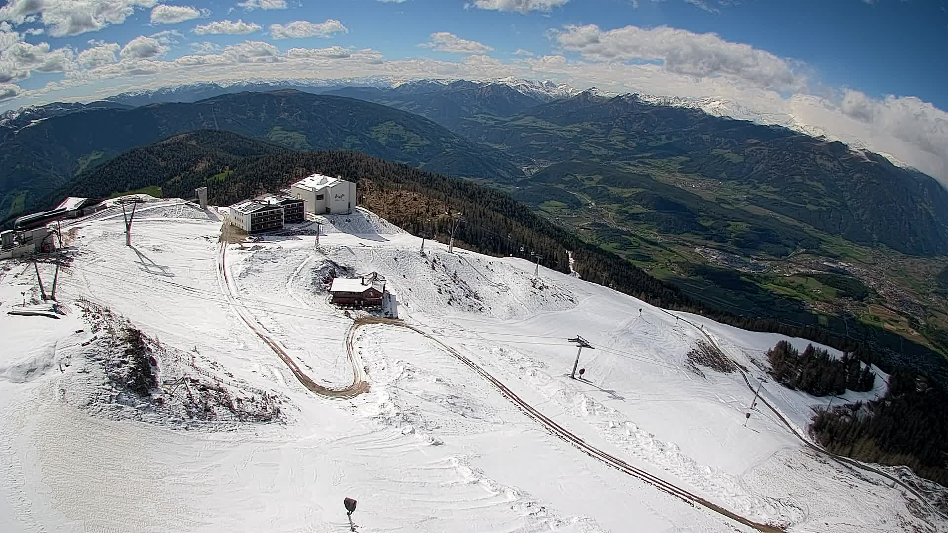 Kronplatz peak Ski resort | view to Bruneck