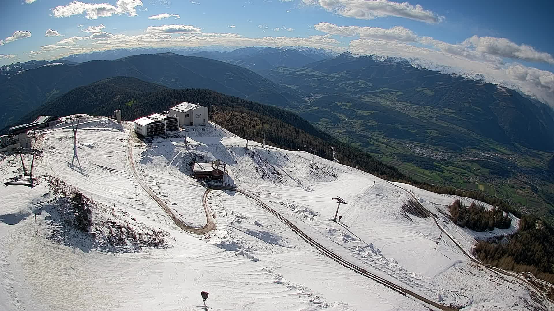 Stazione sciistica di Plan de Corones | vista su Brunico