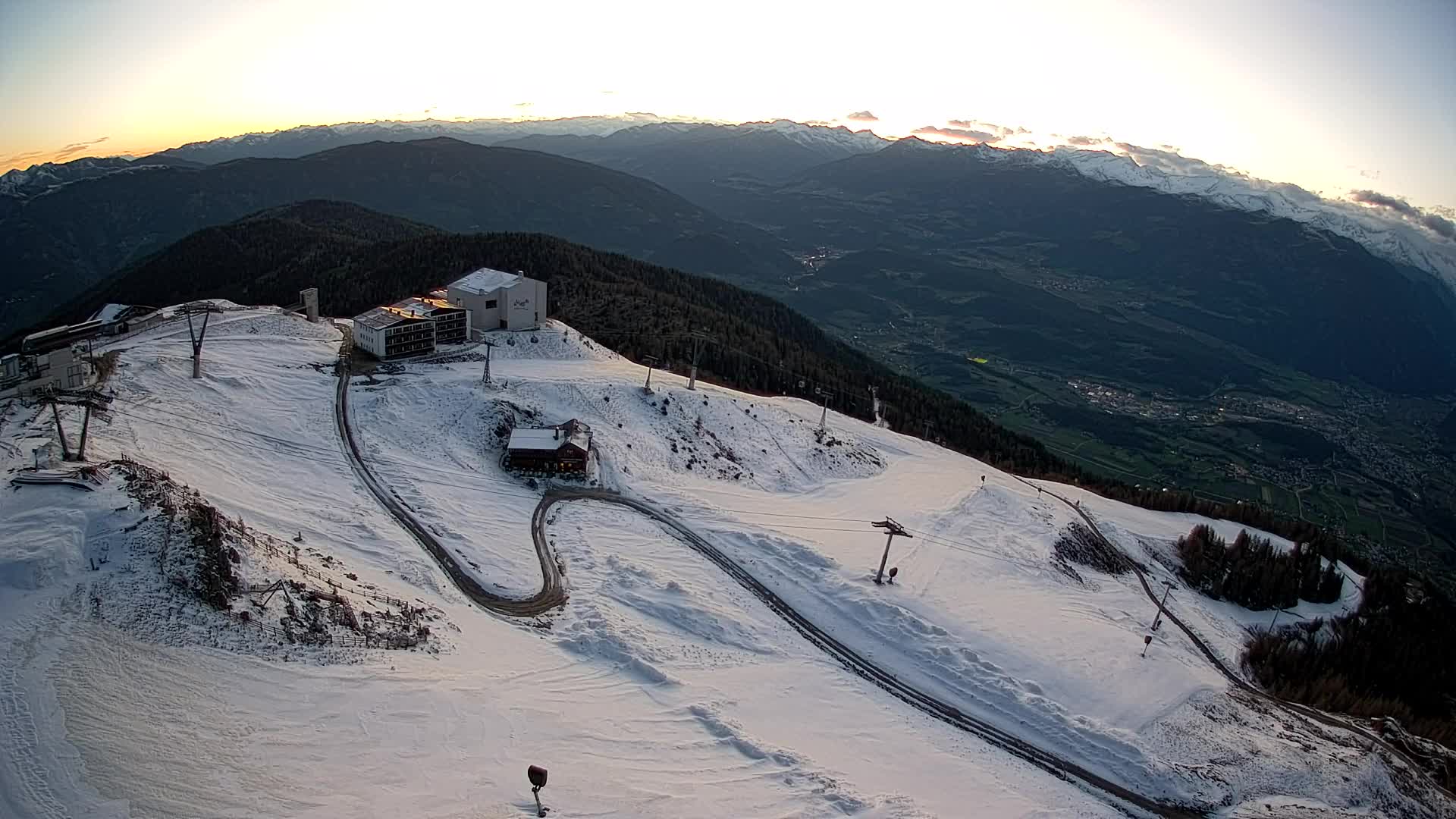 Station de ski Kronplatz sommet | vue sur Brunico