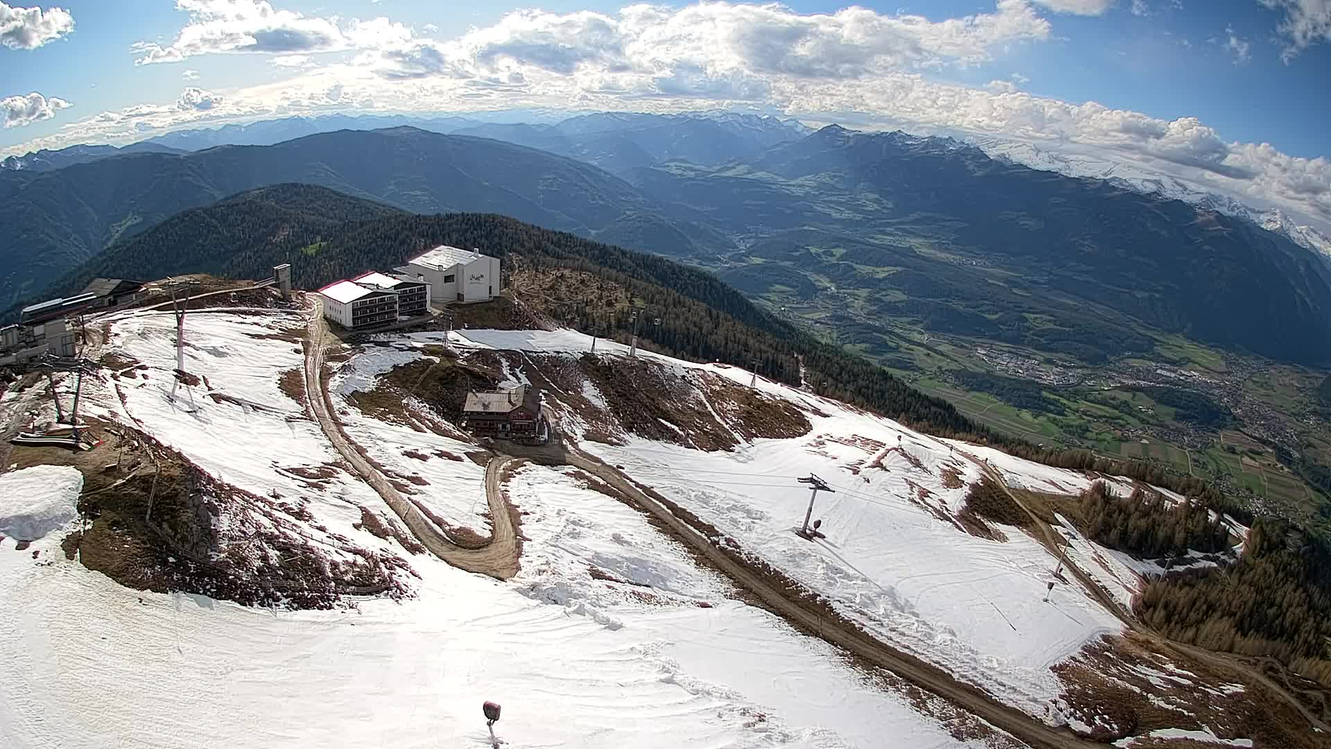 Skigebiet Kronplatz Gipfel | Blick auf Bruneck