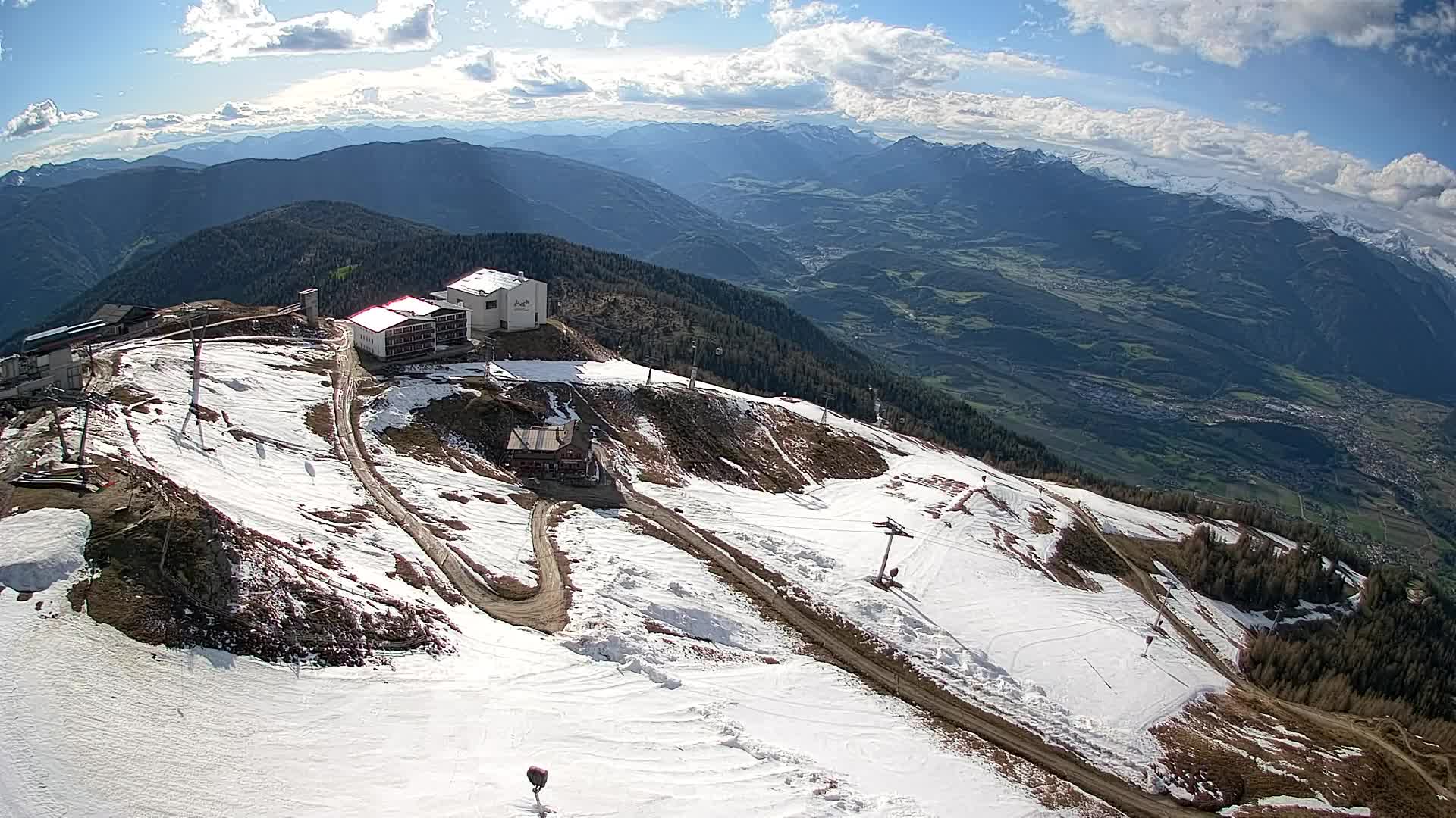 Station de ski Kronplatz sommet | vue sur Brunico