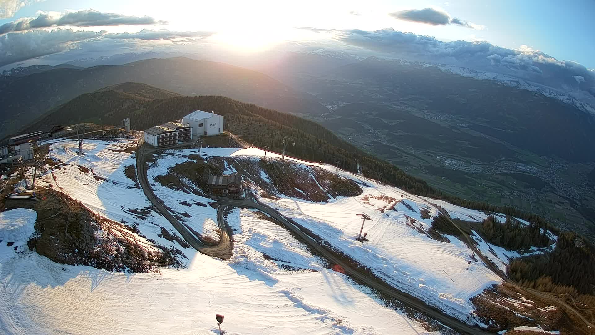 Skigebiet Kronplatz Gipfel | Blick auf Bruneck