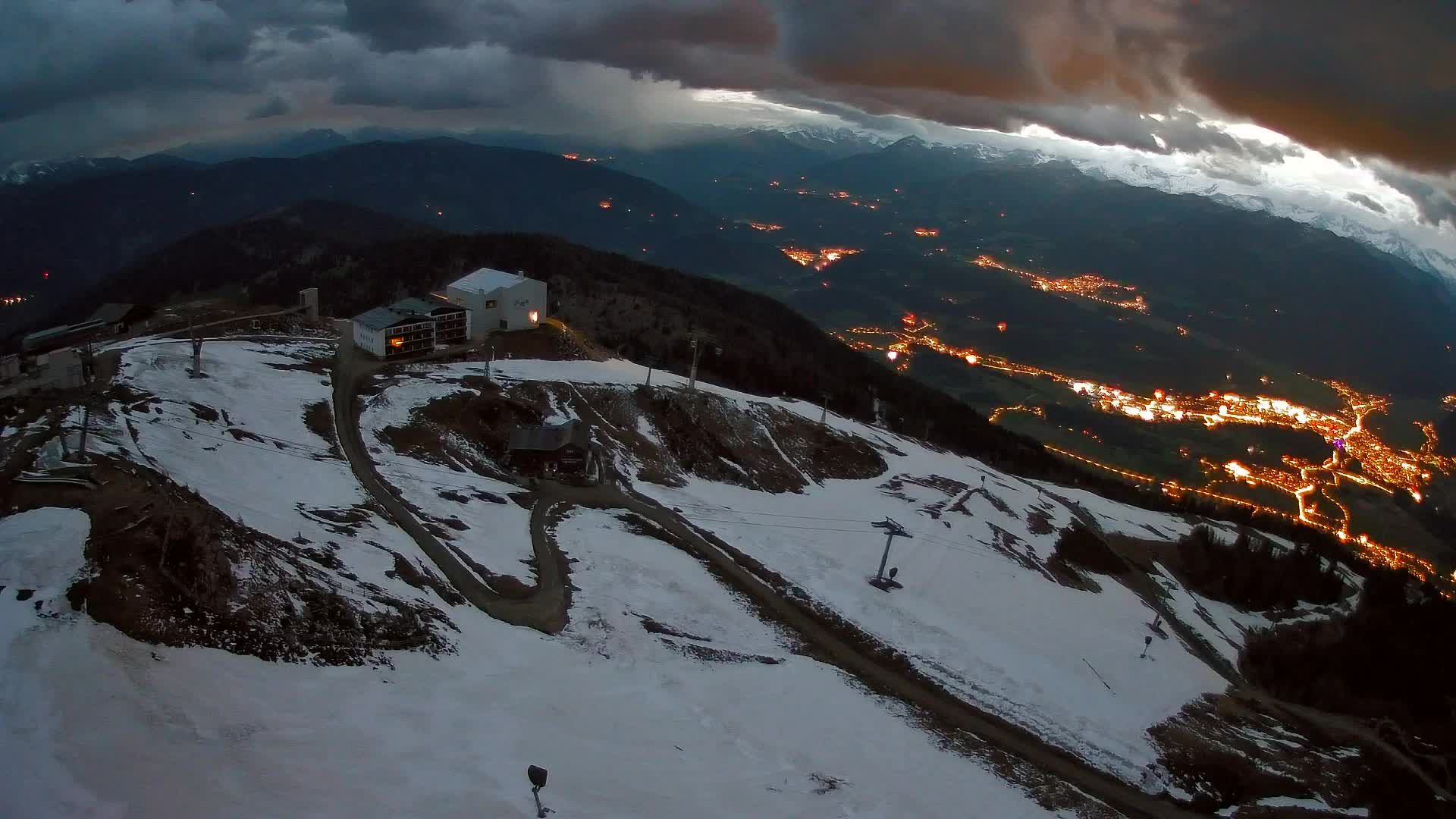 Kronplatz peak Ski resort | view to Bruneck