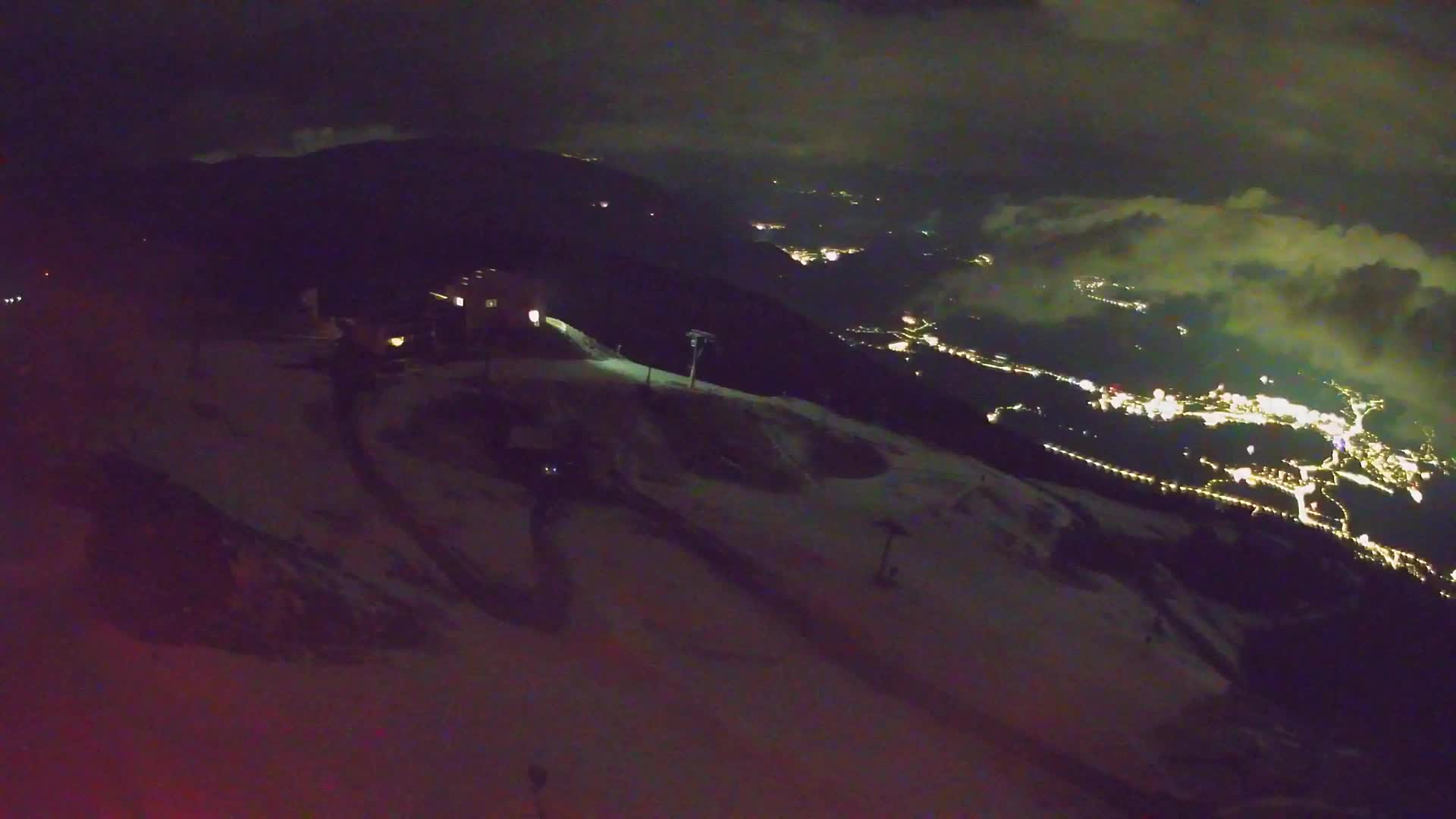 Skigebiet Kronplatz Gipfel | Blick auf Bruneck