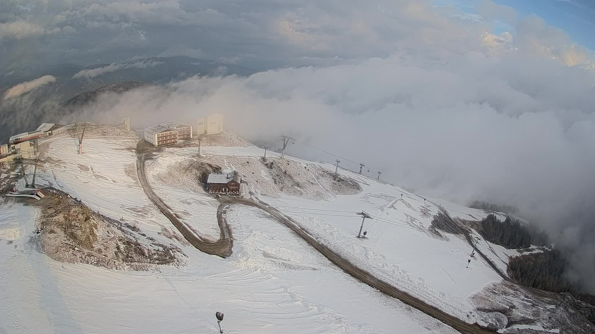 Skigebiet Kronplatz Gipfel | Blick auf Bruneck