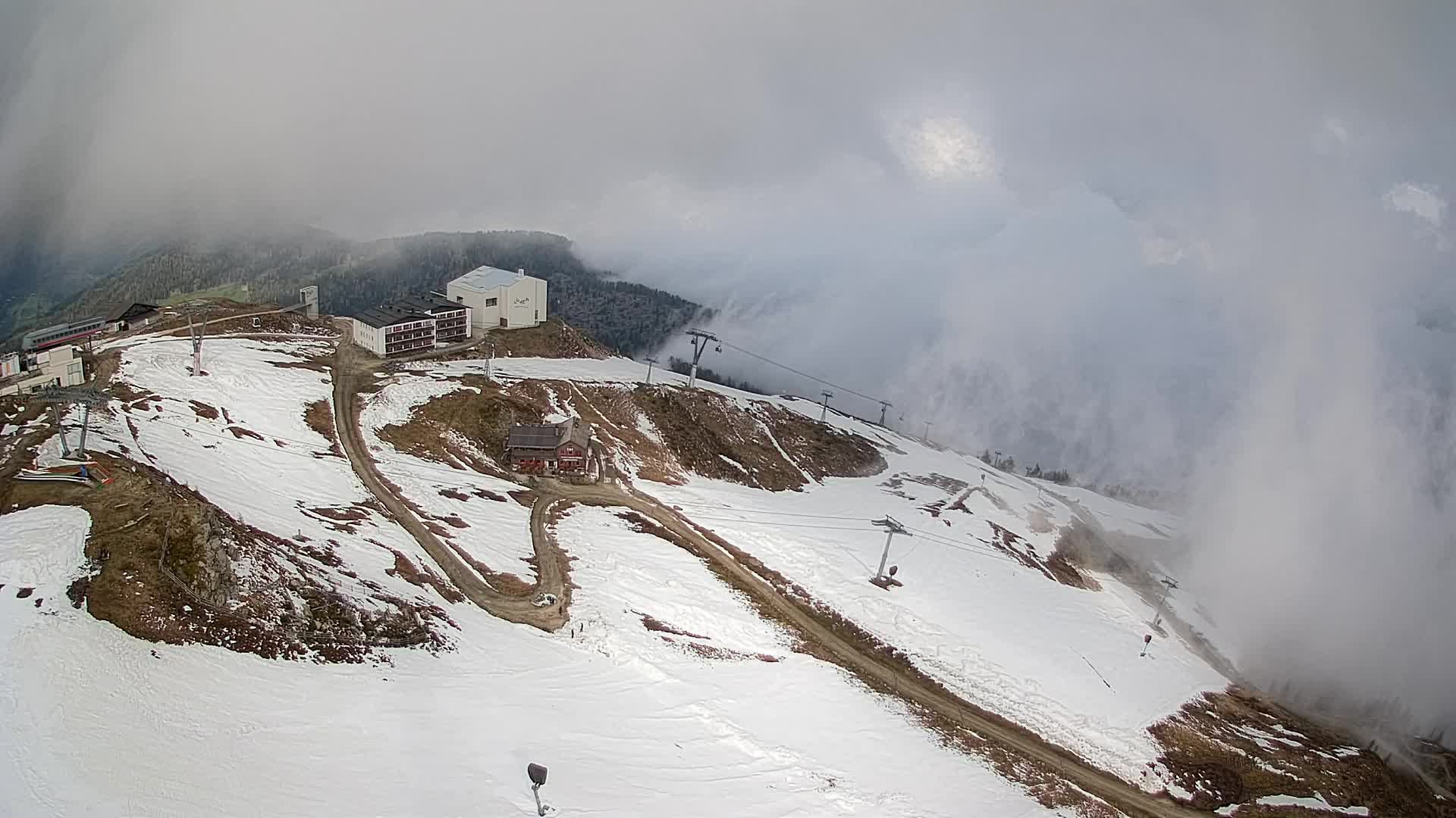 Skigebiet Kronplatz Gipfel | Blick auf Bruneck