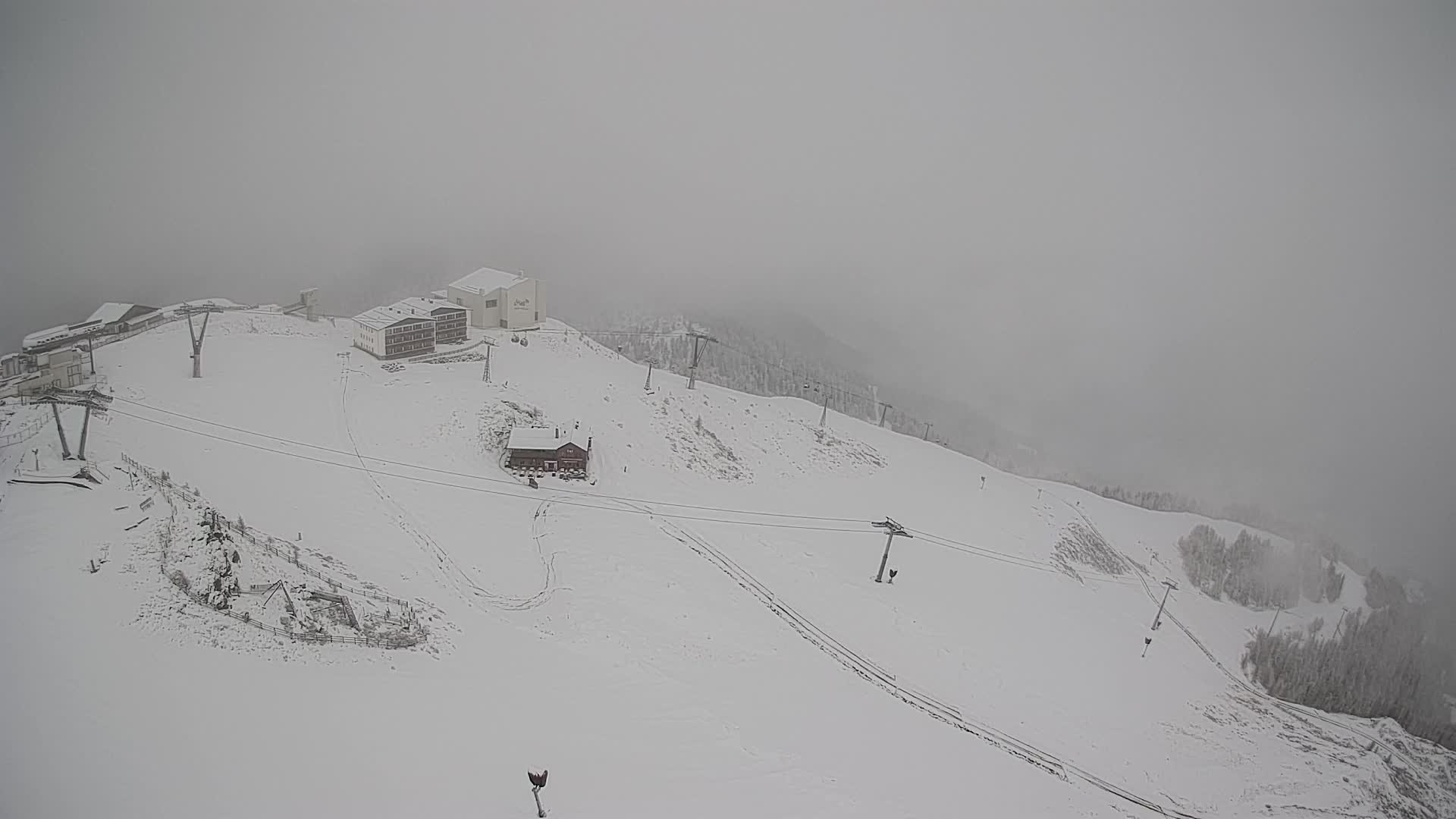 Cima estación de esquí Kronplatz | vista hacia Brunico