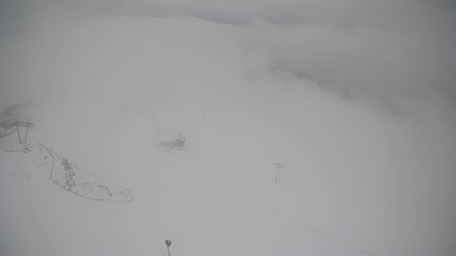 Cima estación de esquí Kronplatz | vista hacia Brunico