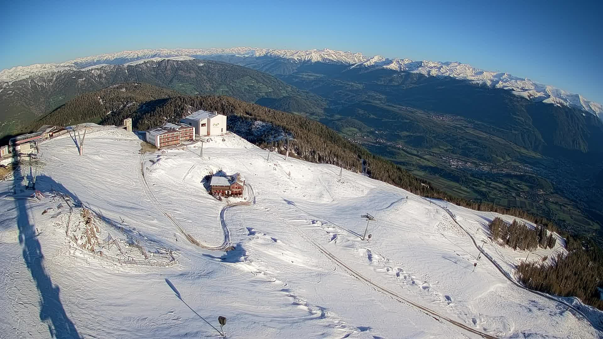 Skigebiet Kronplatz Gipfel | Blick auf Bruneck