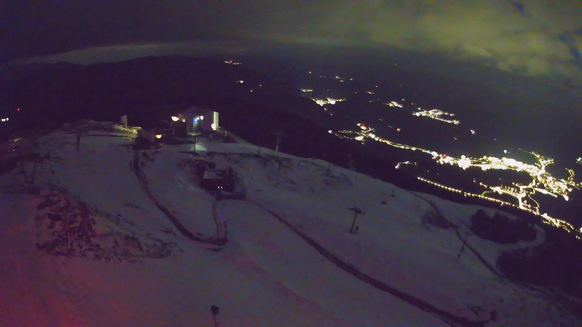 Kronplatz peak Ski resort | view to Bruneck