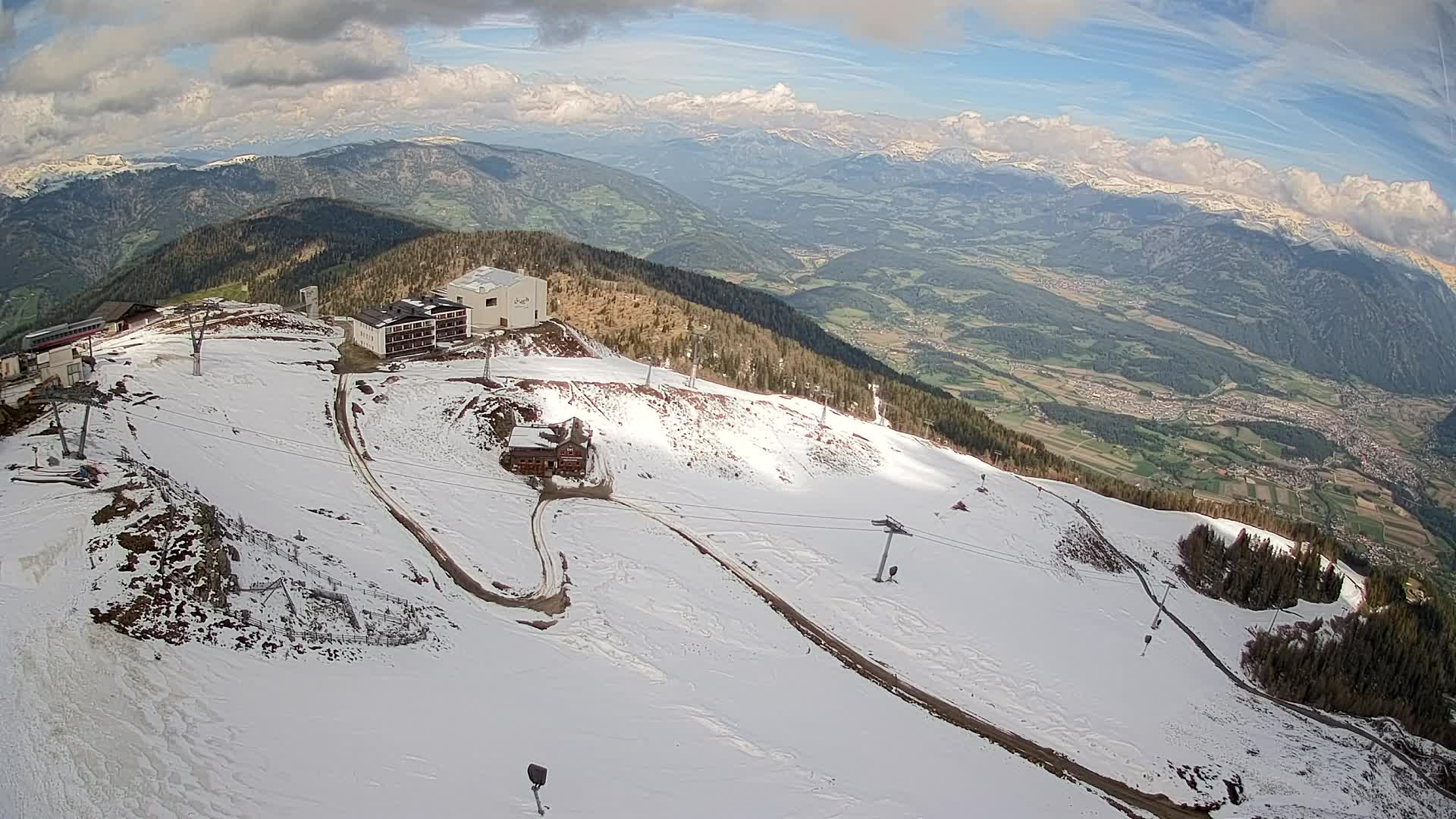Skigebiet Kronplatz Gipfel | Blick auf Bruneck
