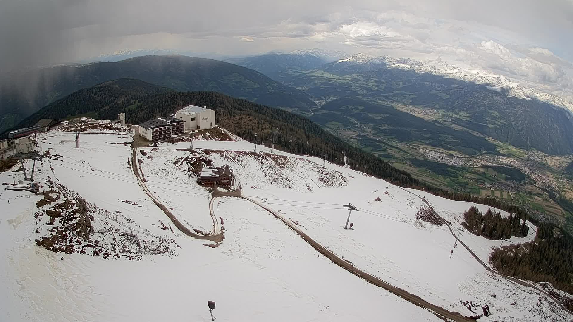 Smučišče Kronplatz – vrh | pogled na Bruneck