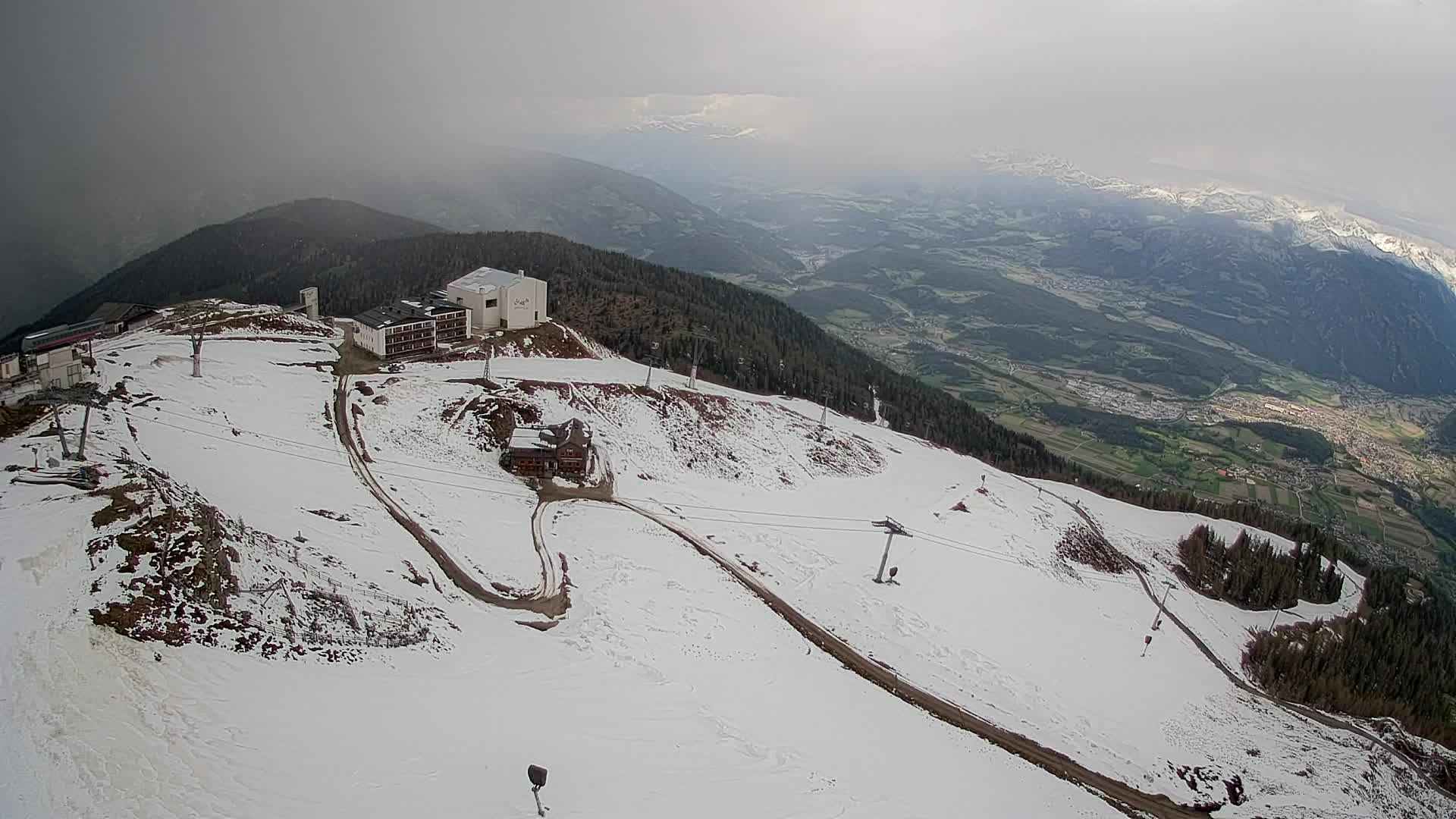 Skigebiet Kronplatz Gipfel | Blick auf Bruneck
