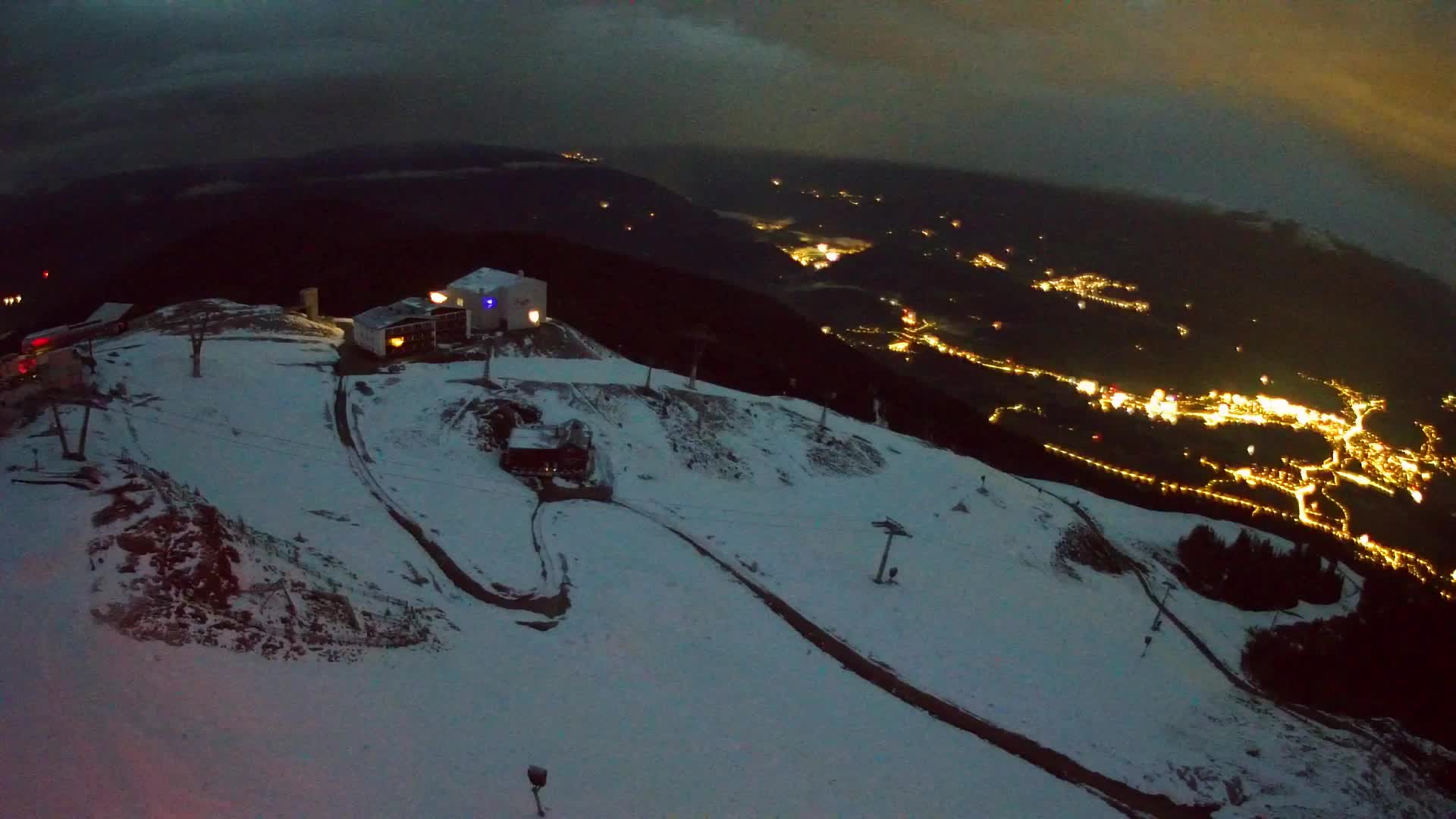 Station de ski Kronplatz sommet | vue sur Brunico