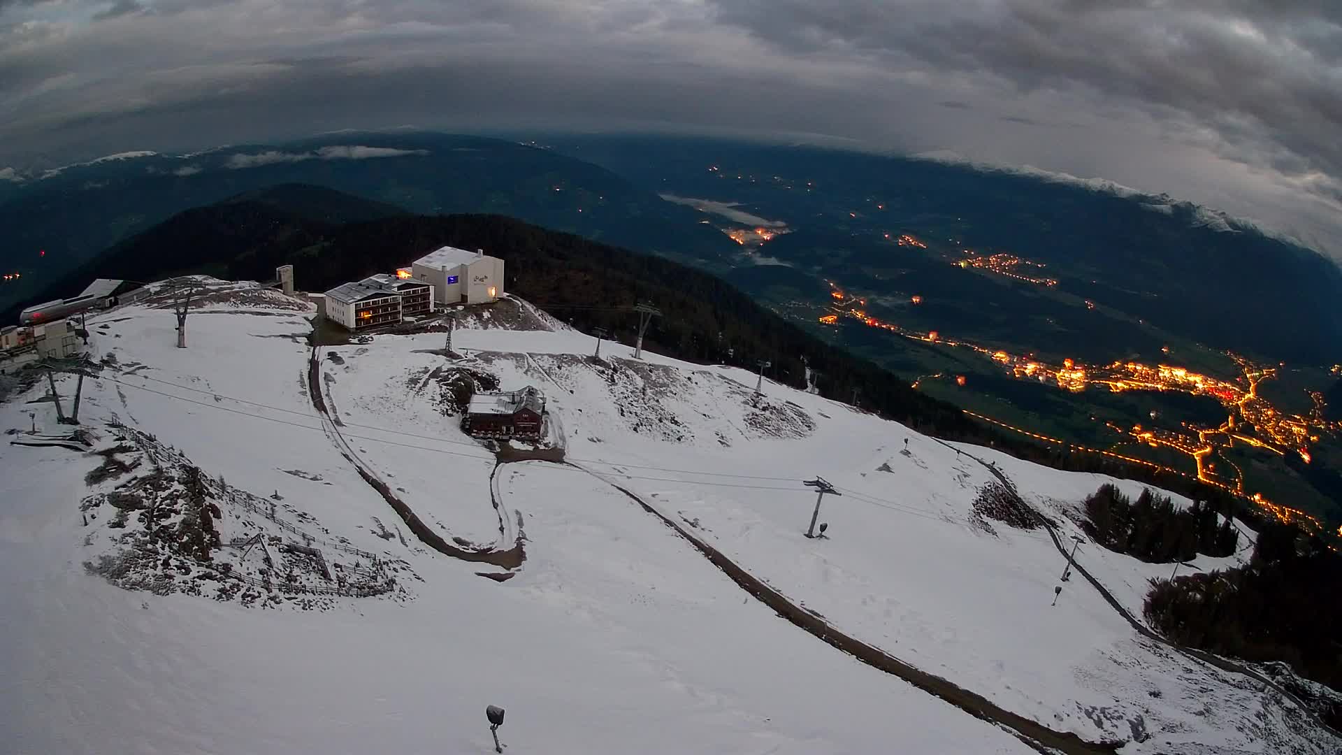 Smučišče Kronplatz – vrh | pogled na Bruneck