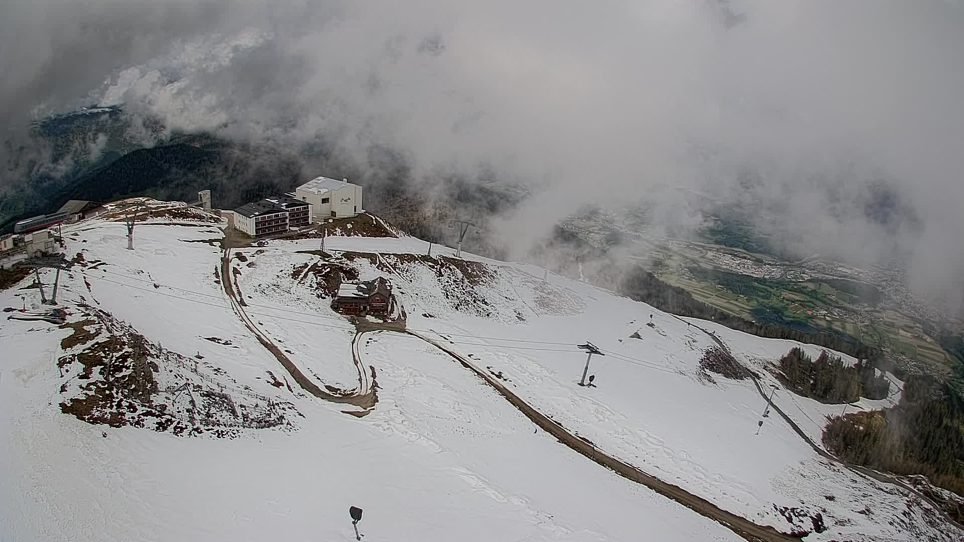 Skigebiet Kronplatz Gipfel | Blick auf Bruneck