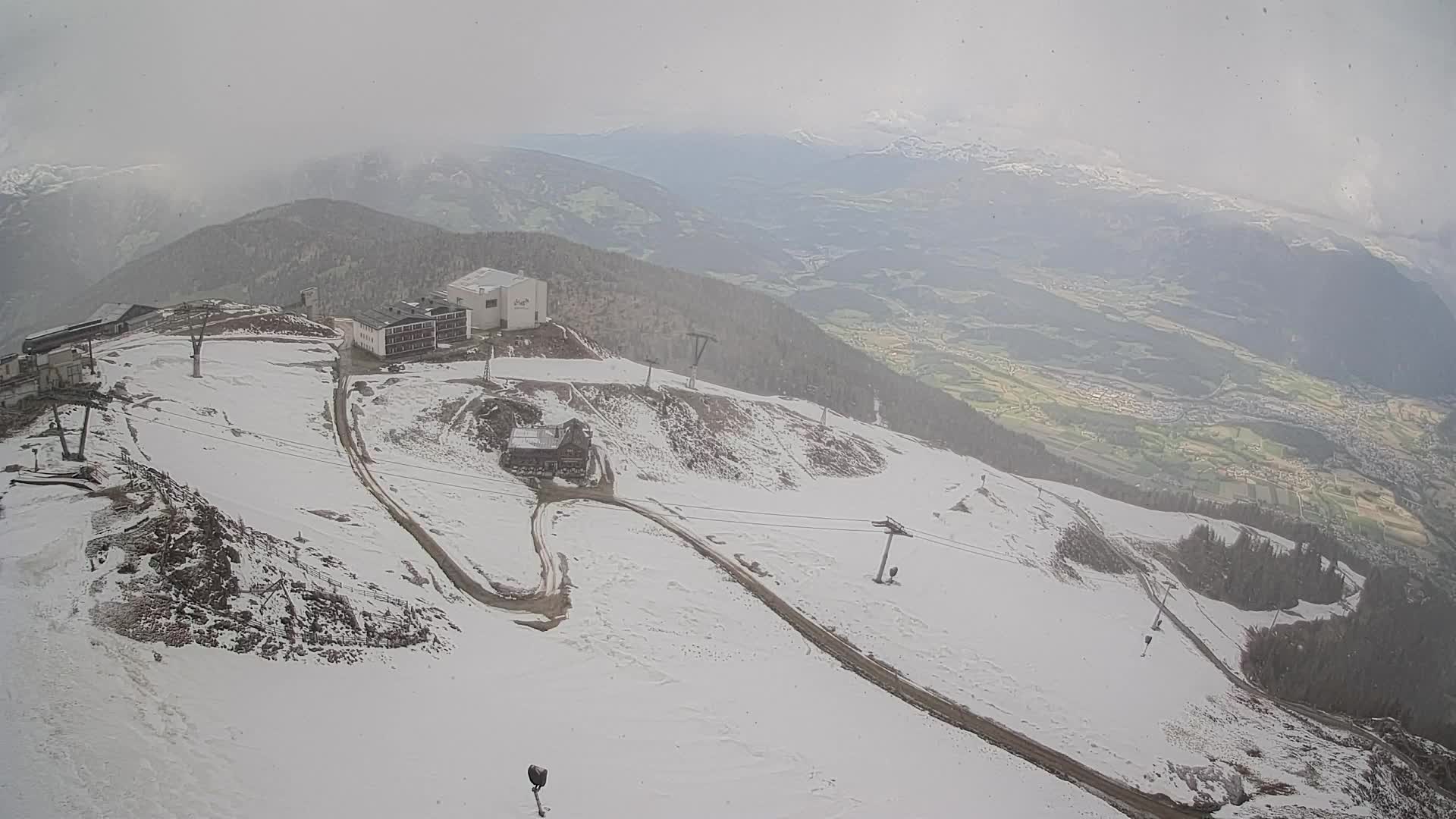 Skigebiet Kronplatz Gipfel | Blick auf Bruneck