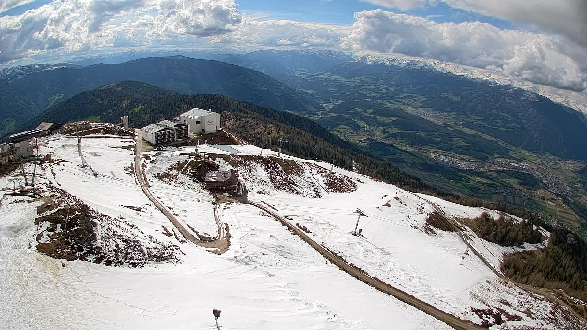 Station de ski Kronplatz sommet | vue sur Brunico