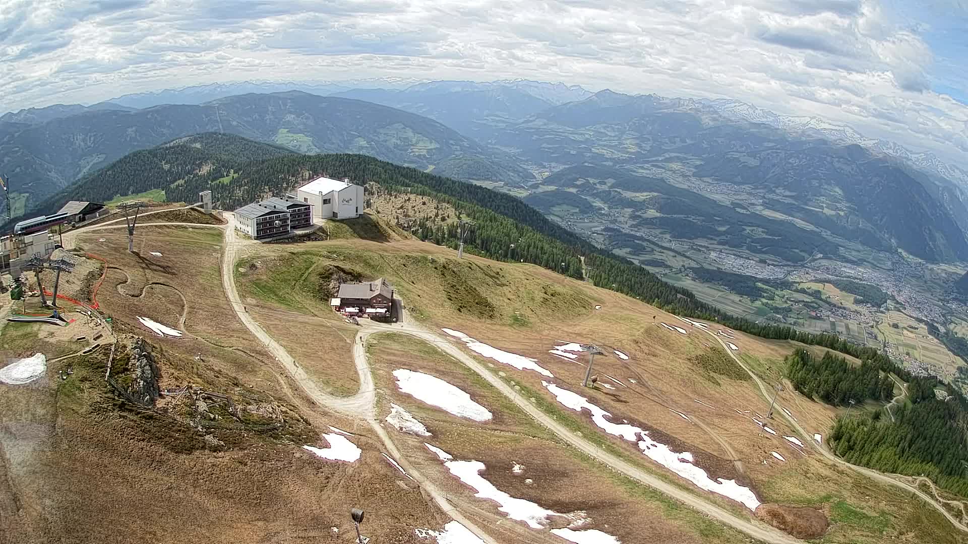 Station de ski Kronplatz sommet | vue sur Brunico