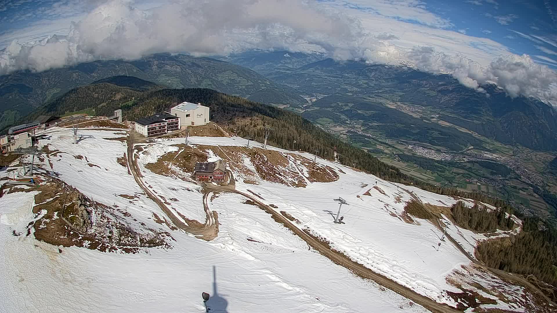 Station de ski Kronplatz sommet | vue sur Brunico