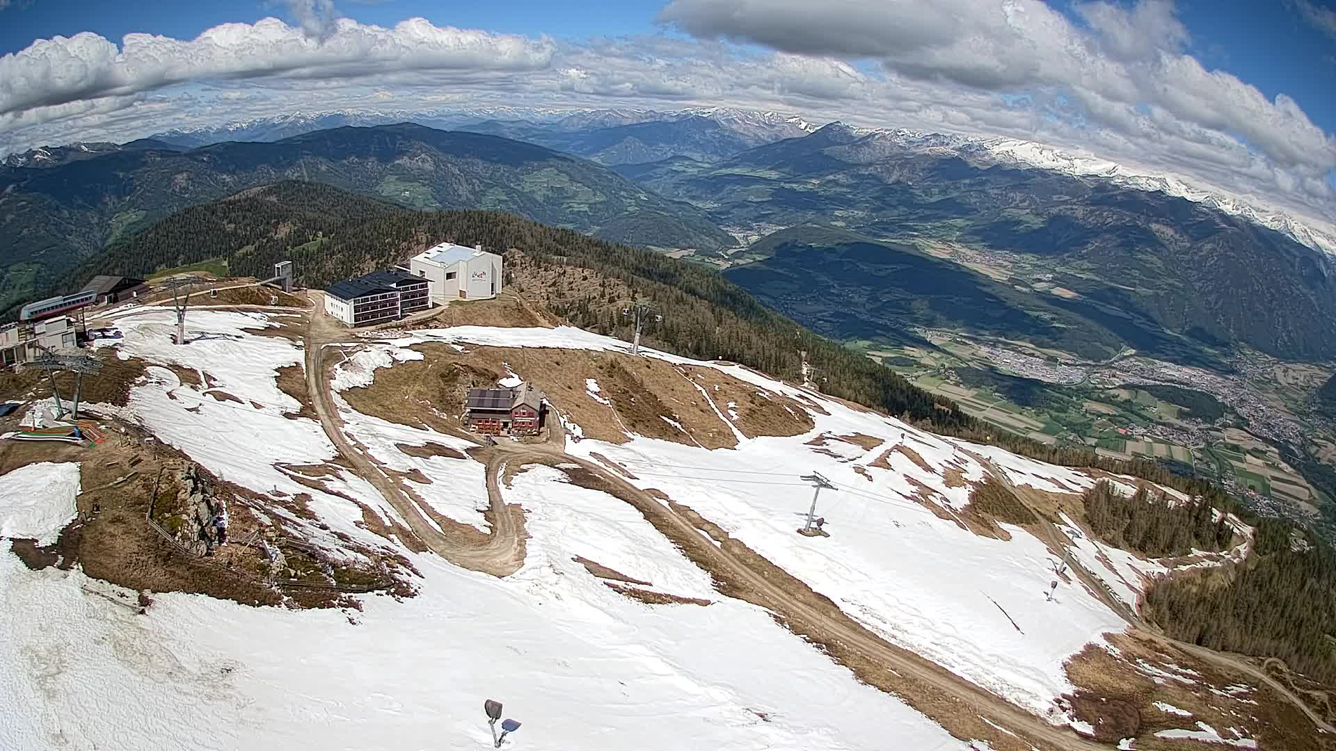Kronplatz peak Ski resort | view to Bruneck