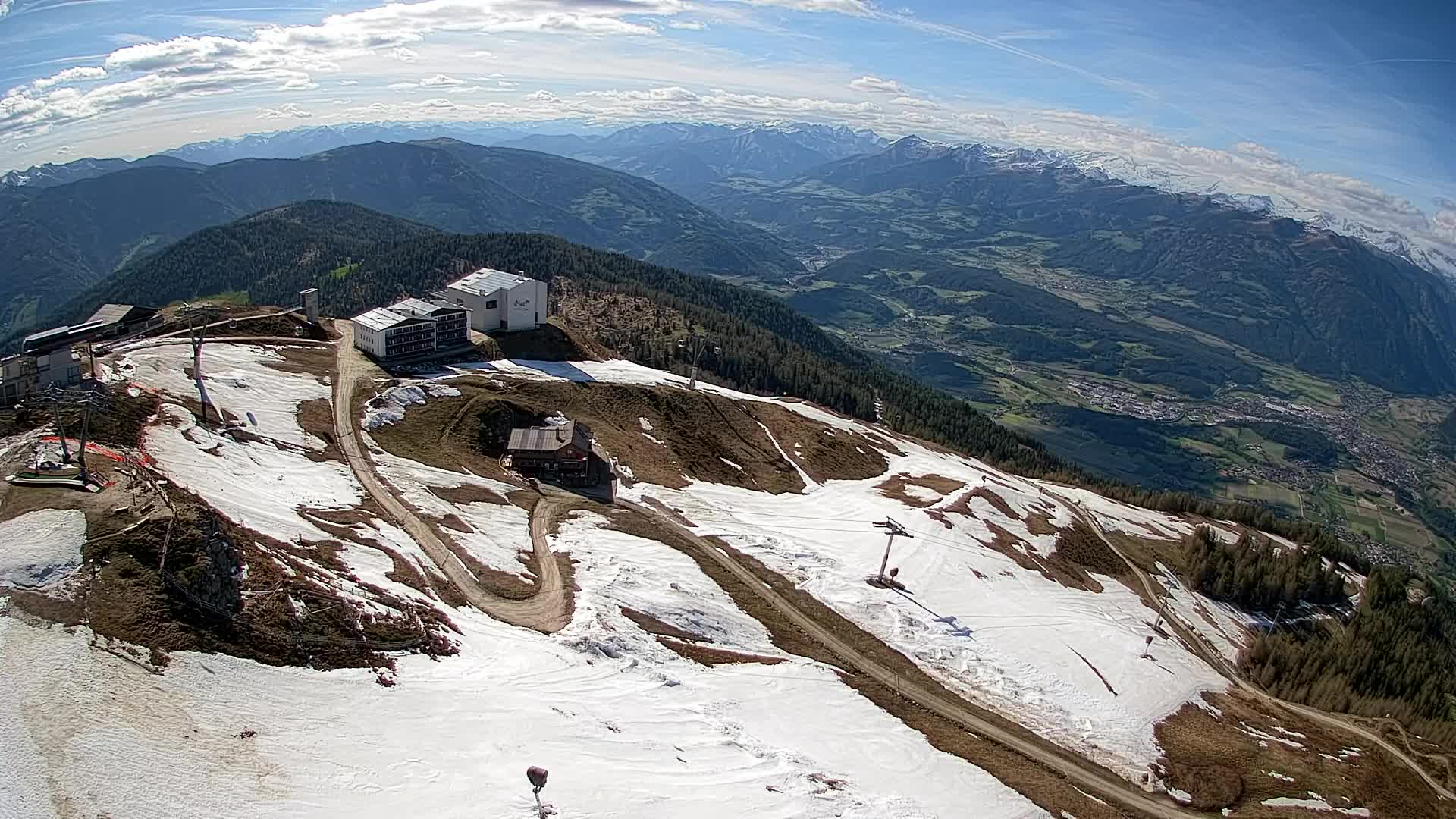 Skigebiet Kronplatz Gipfel | Blick auf Bruneck