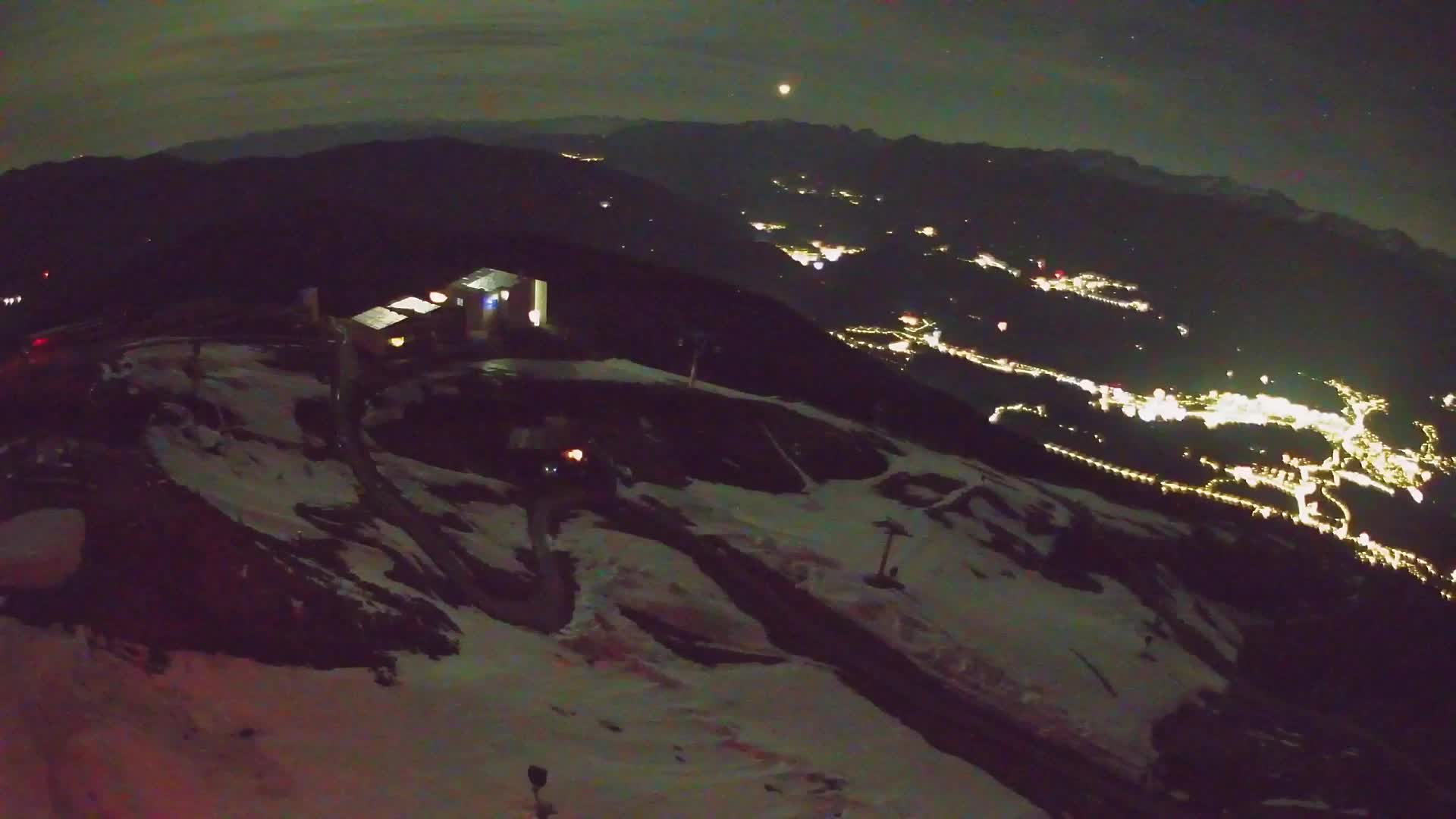 Kronplatz peak Ski resort | view to Bruneck