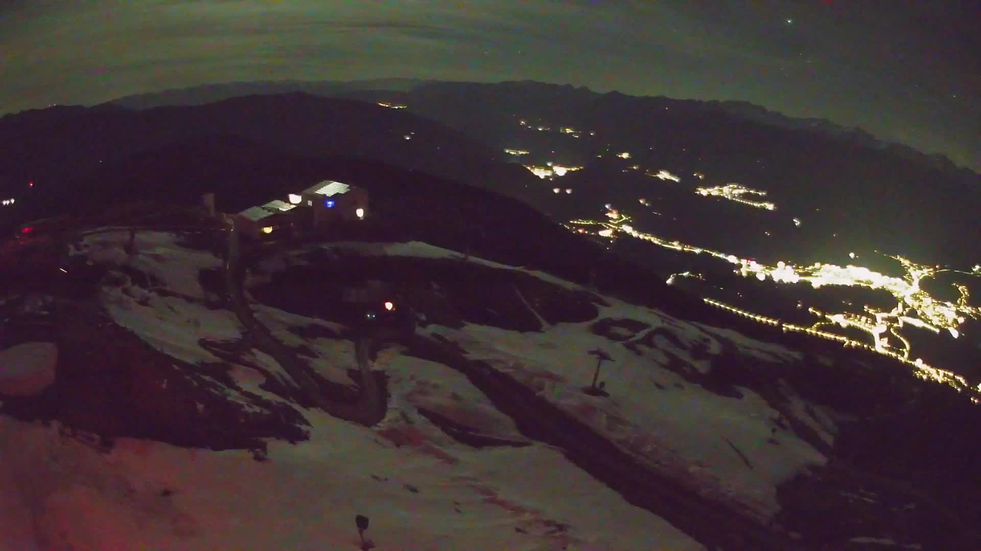 Skigebiet Kronplatz Gipfel | Blick auf Bruneck