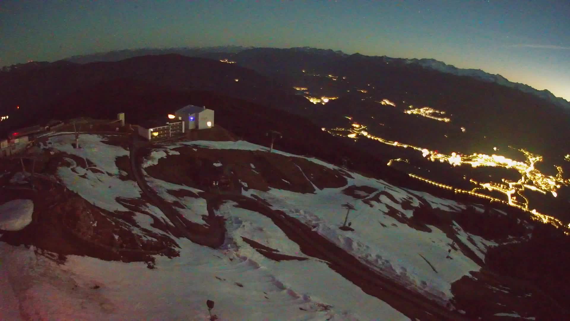 Skigebiet Kronplatz Gipfel | Blick auf Bruneck