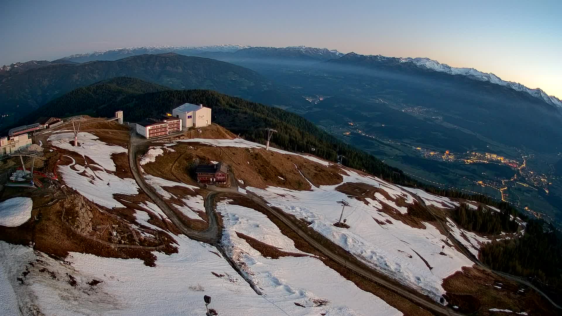 Skigebiet Kronplatz Gipfel | Blick auf Bruneck