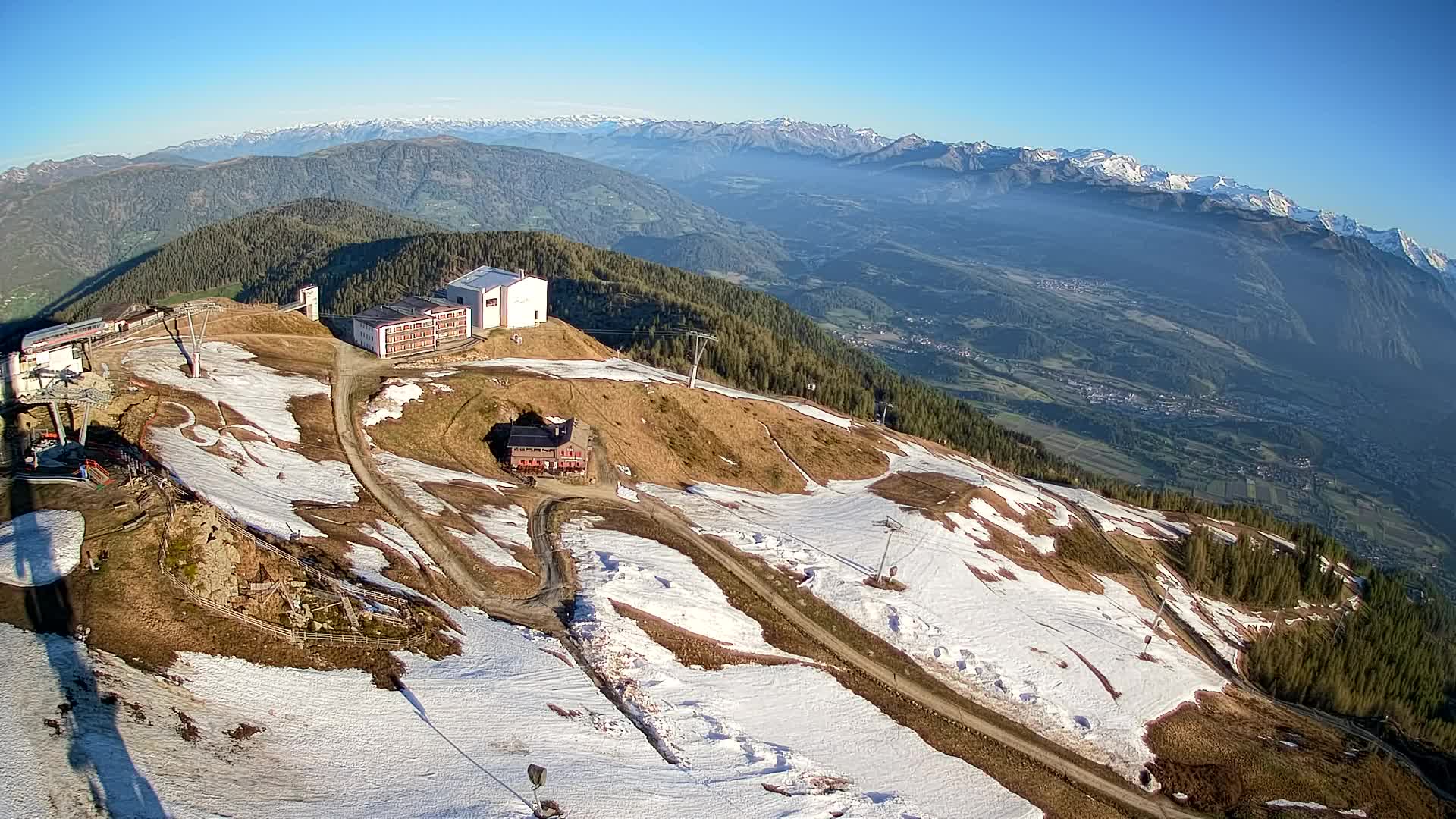 Station de ski Kronplatz sommet | vue sur Brunico