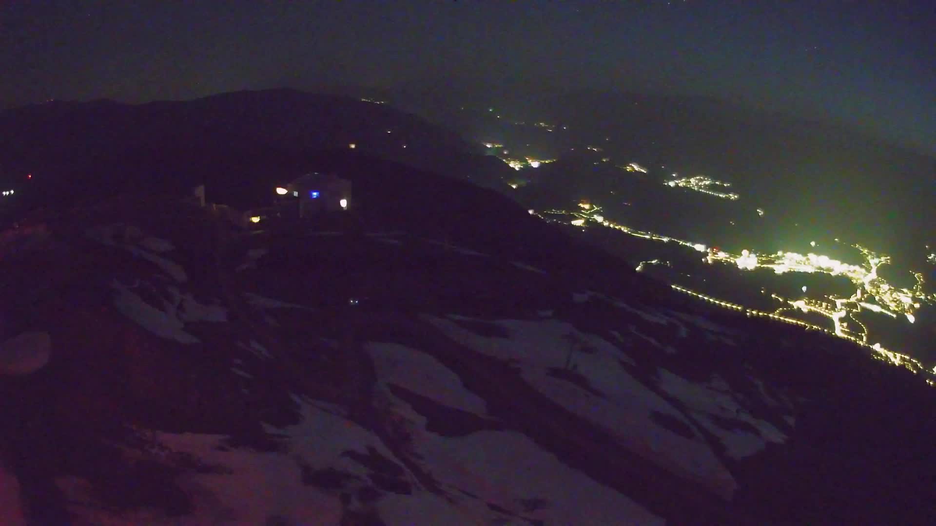 Kronplatz peak Ski resort | view to Bruneck