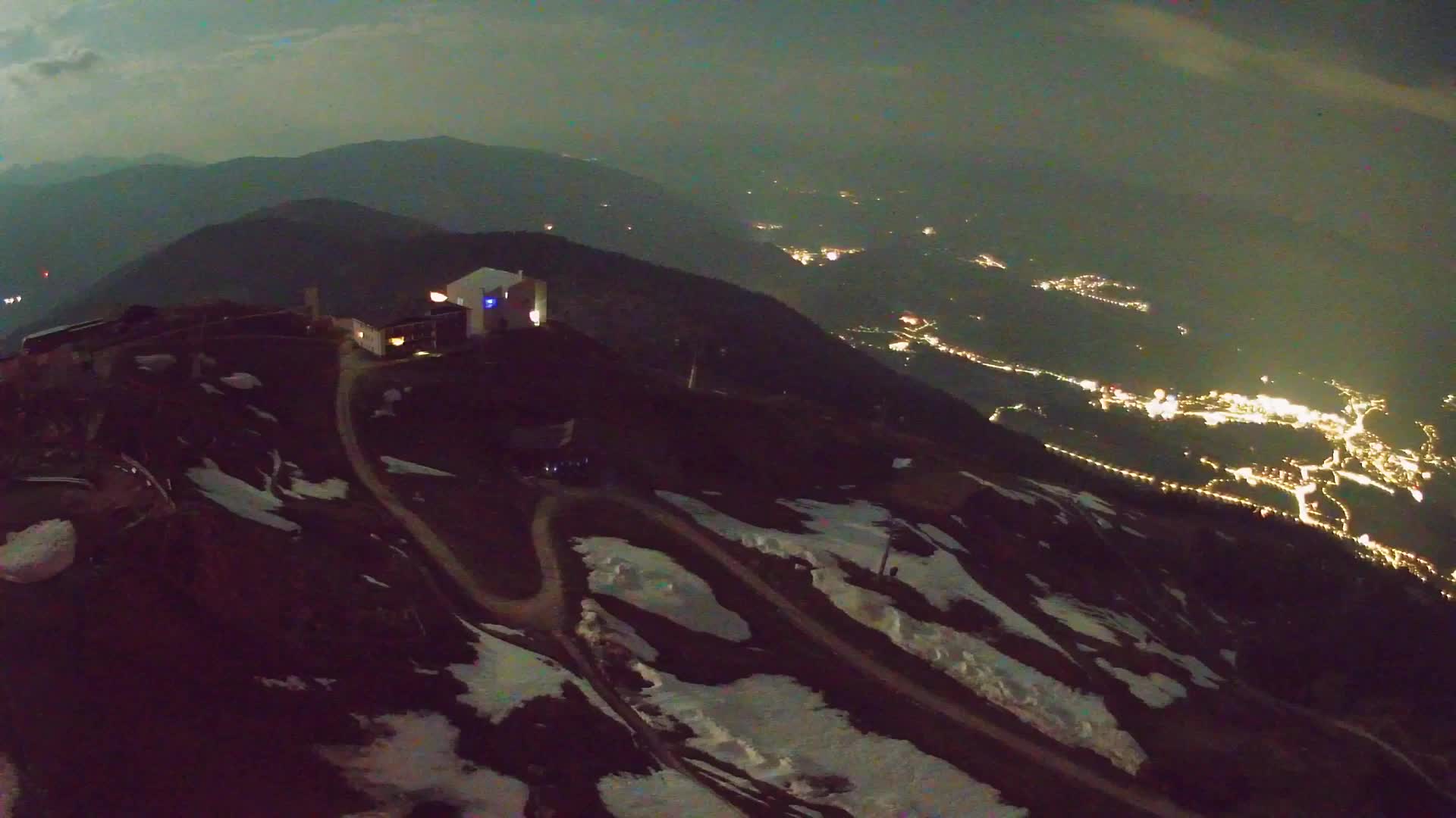 Stazione sciistica di Plan de Corones | vista su Brunico