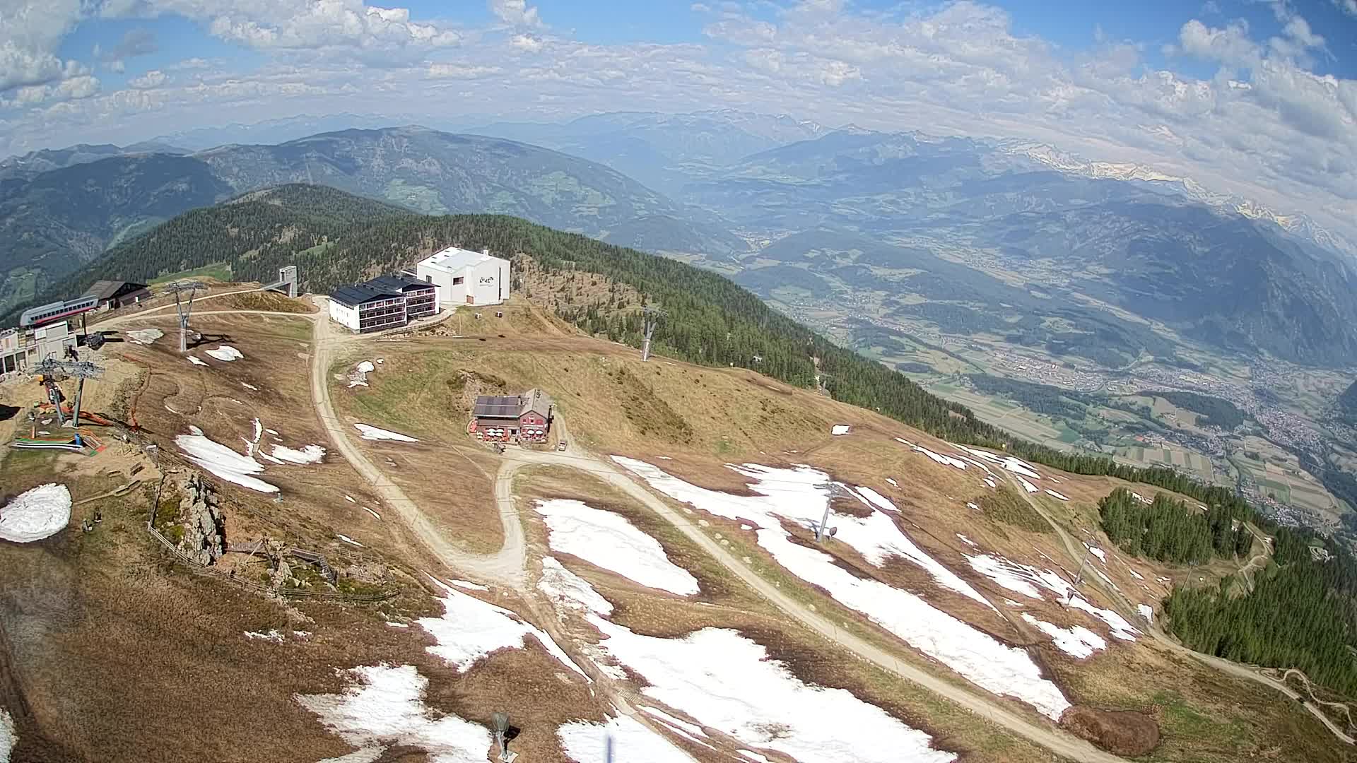 Stazione sciistica di Plan de Corones | vista su Brunico