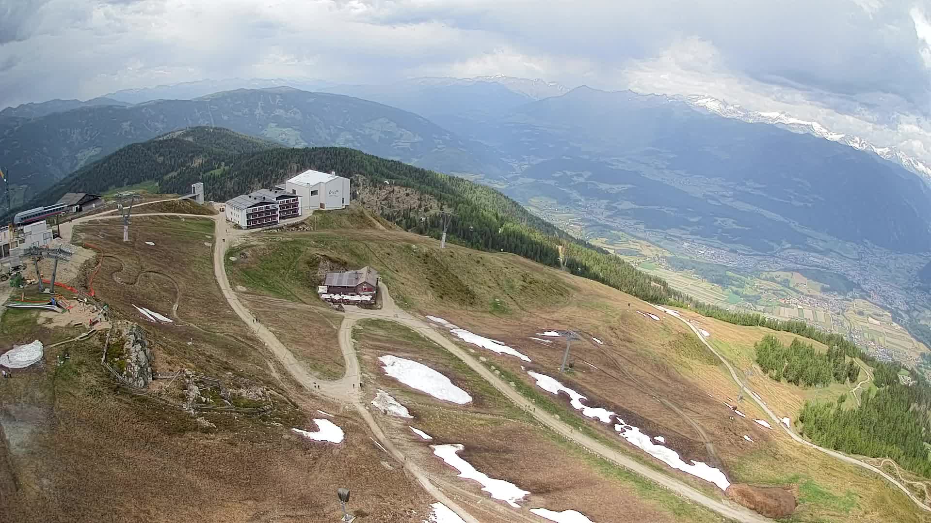 Skigebiet Kronplatz Gipfel | Blick auf Bruneck