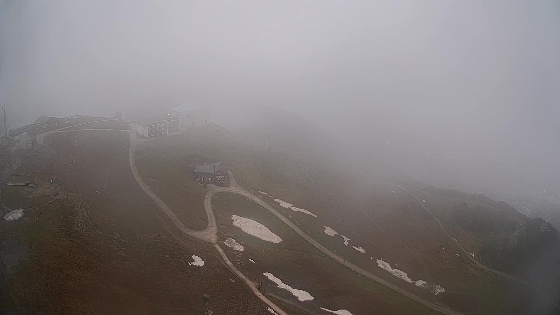 Cima estación de esquí Kronplatz | vista hacia Brunico