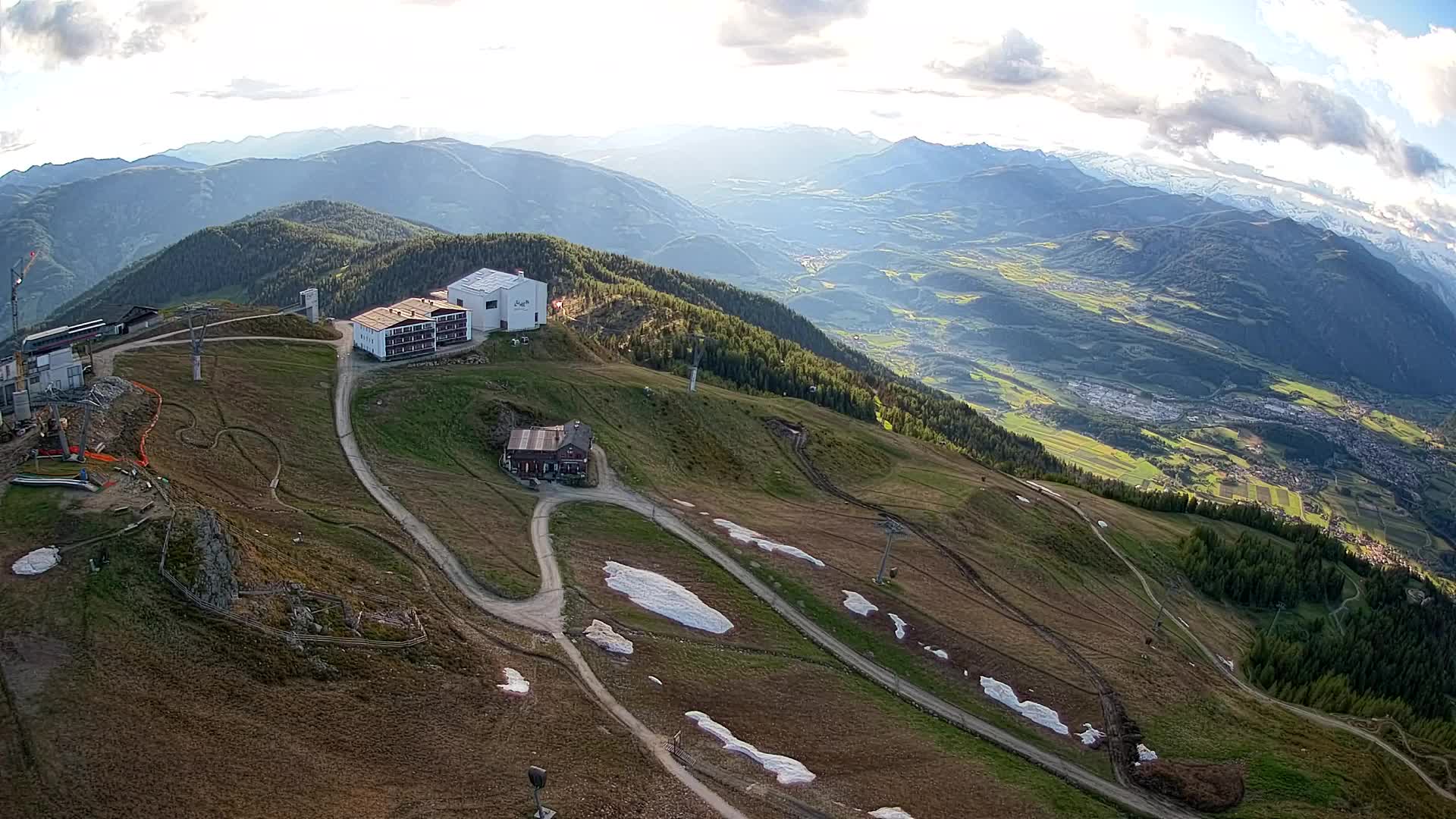 Stazione sciistica di Plan de Corones | vista su Brunico