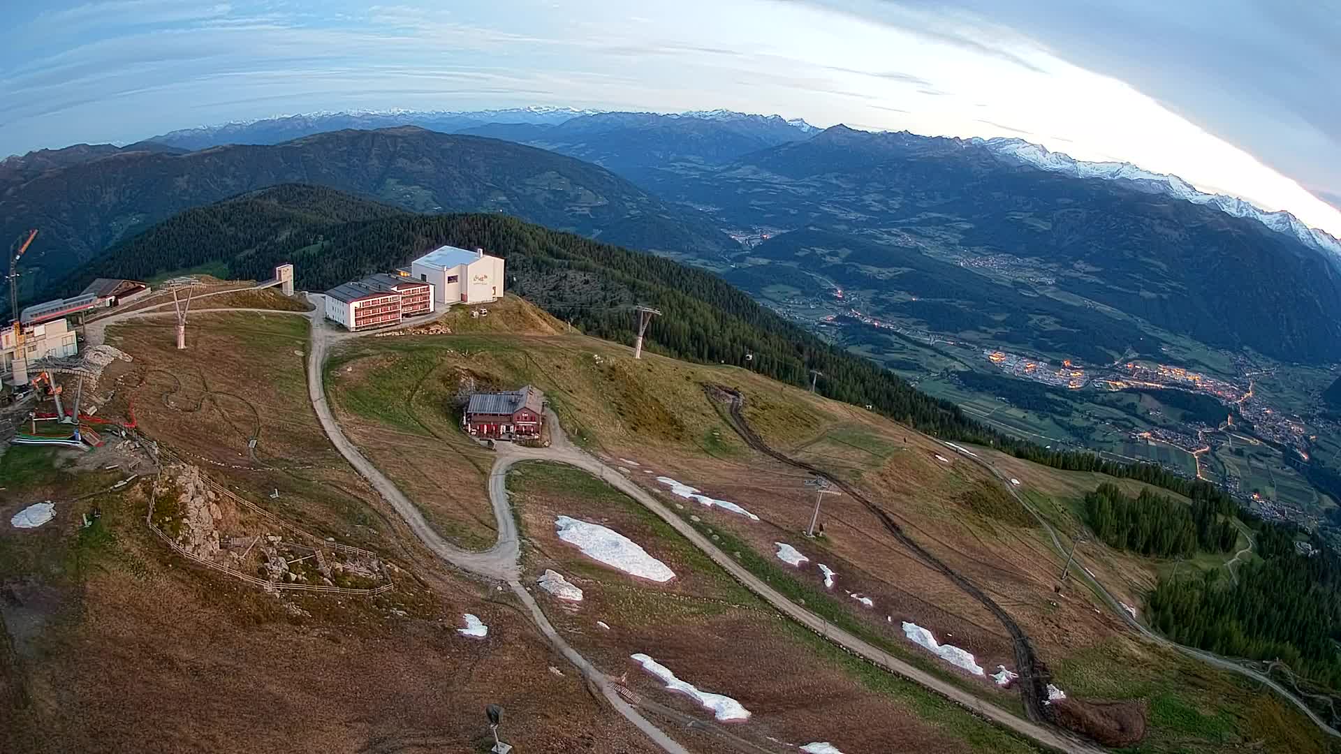 Smučišče Kronplatz – vrh | pogled na Bruneck