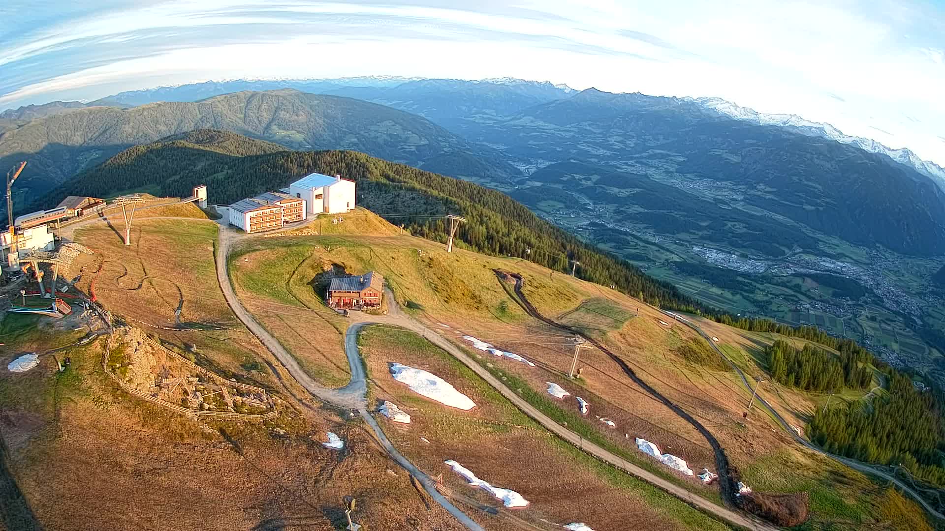 Skigebiet Kronplatz Gipfel | Blick auf Bruneck