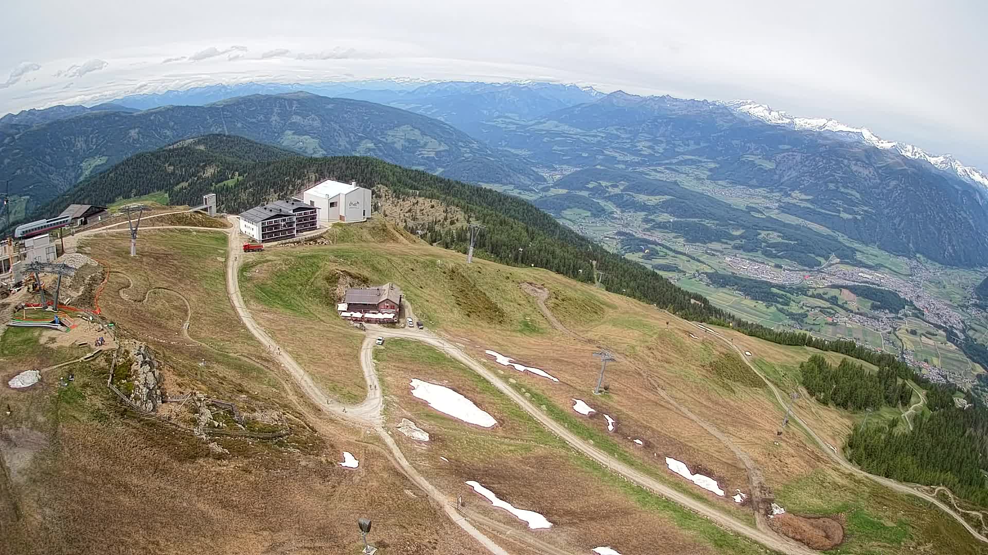 Skigebiet Kronplatz Gipfel | Blick auf Bruneck