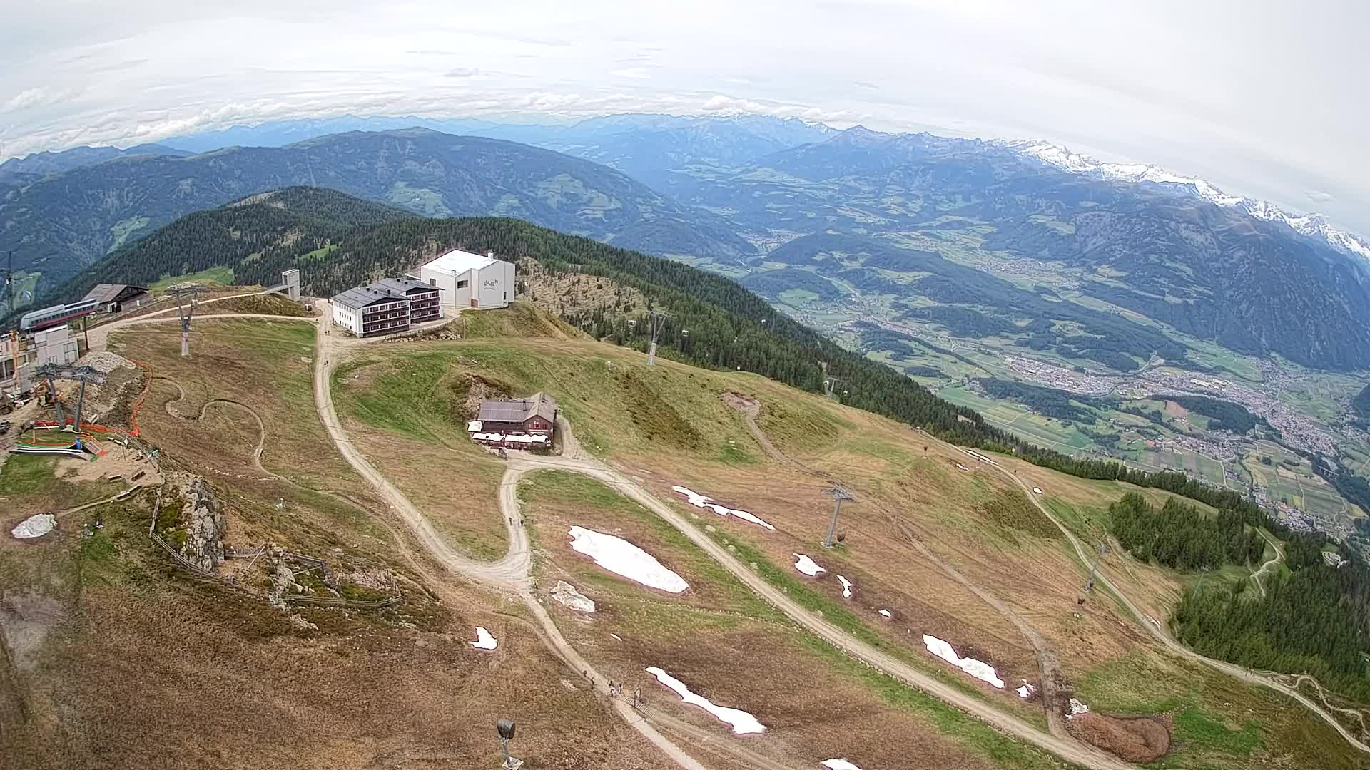 Station de ski Kronplatz sommet | vue sur Brunico