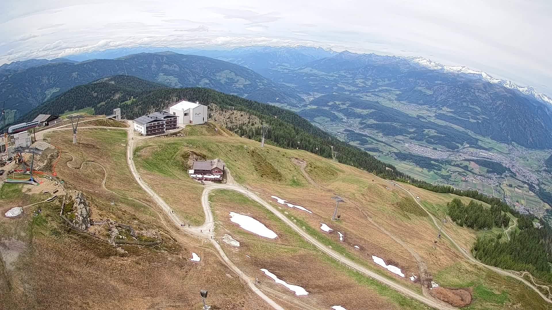 Stazione sciistica di Plan de Corones | vista su Brunico
